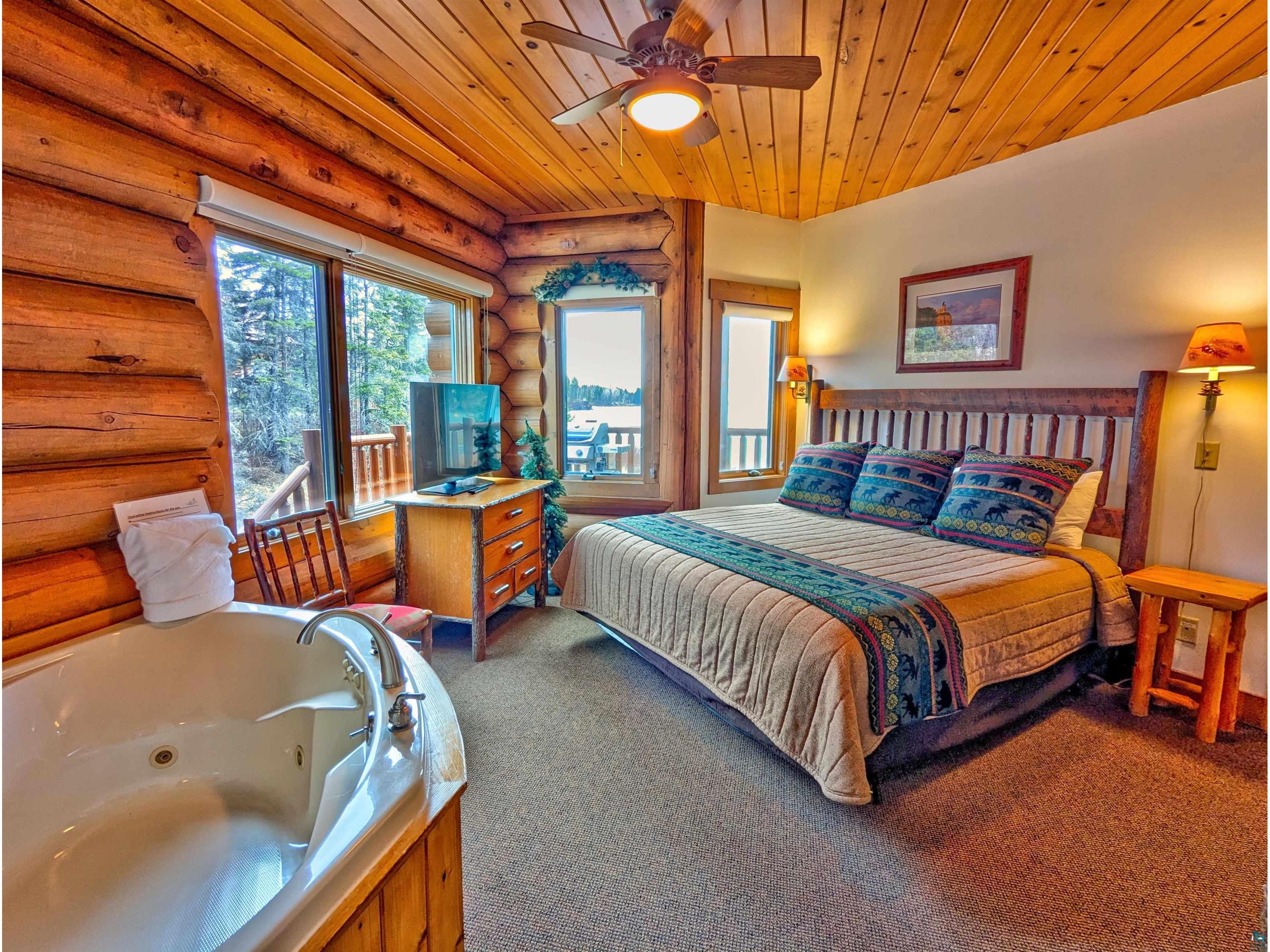 2826 Highway 61 Two Harbors MN 55616 - Lake Superior 6125335 image6