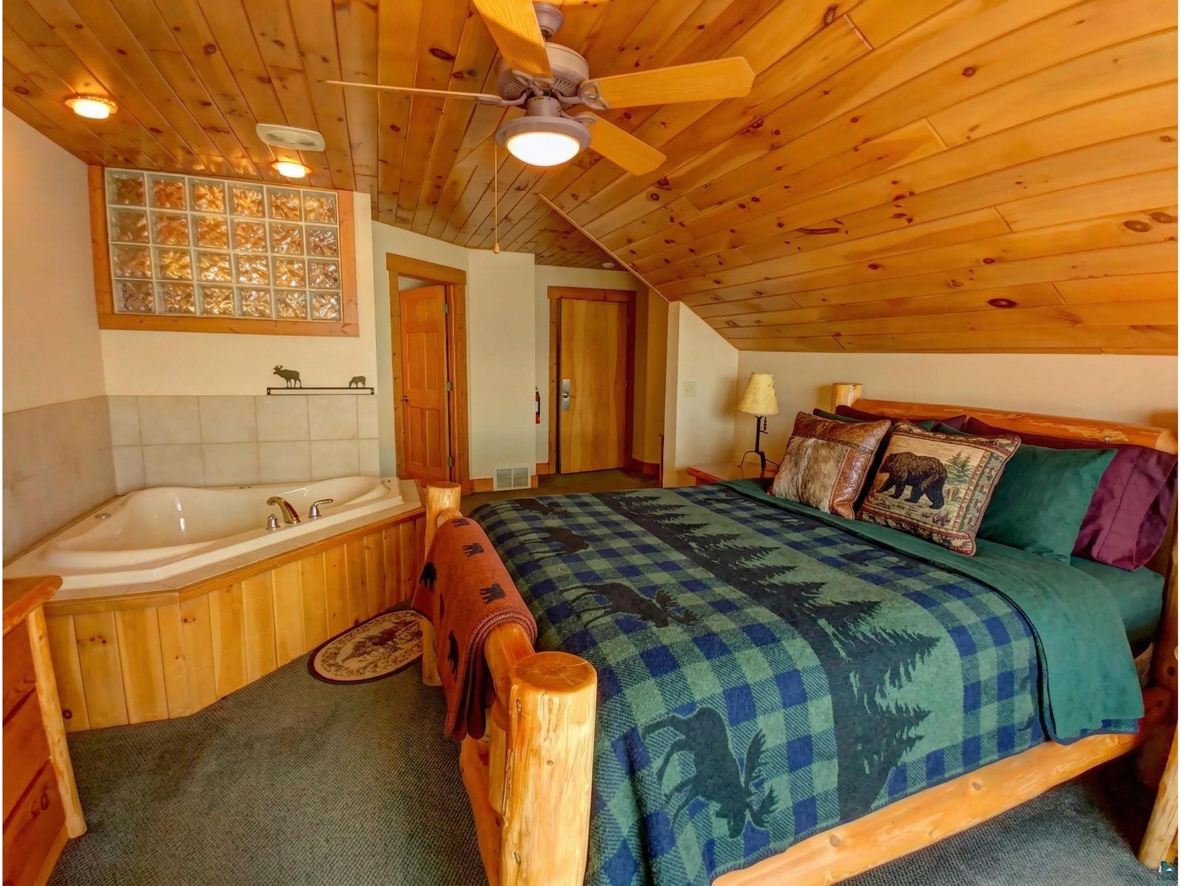 2826 Highway 61 Two Harbors MN 55616 - Lake Superior 6125659 image14