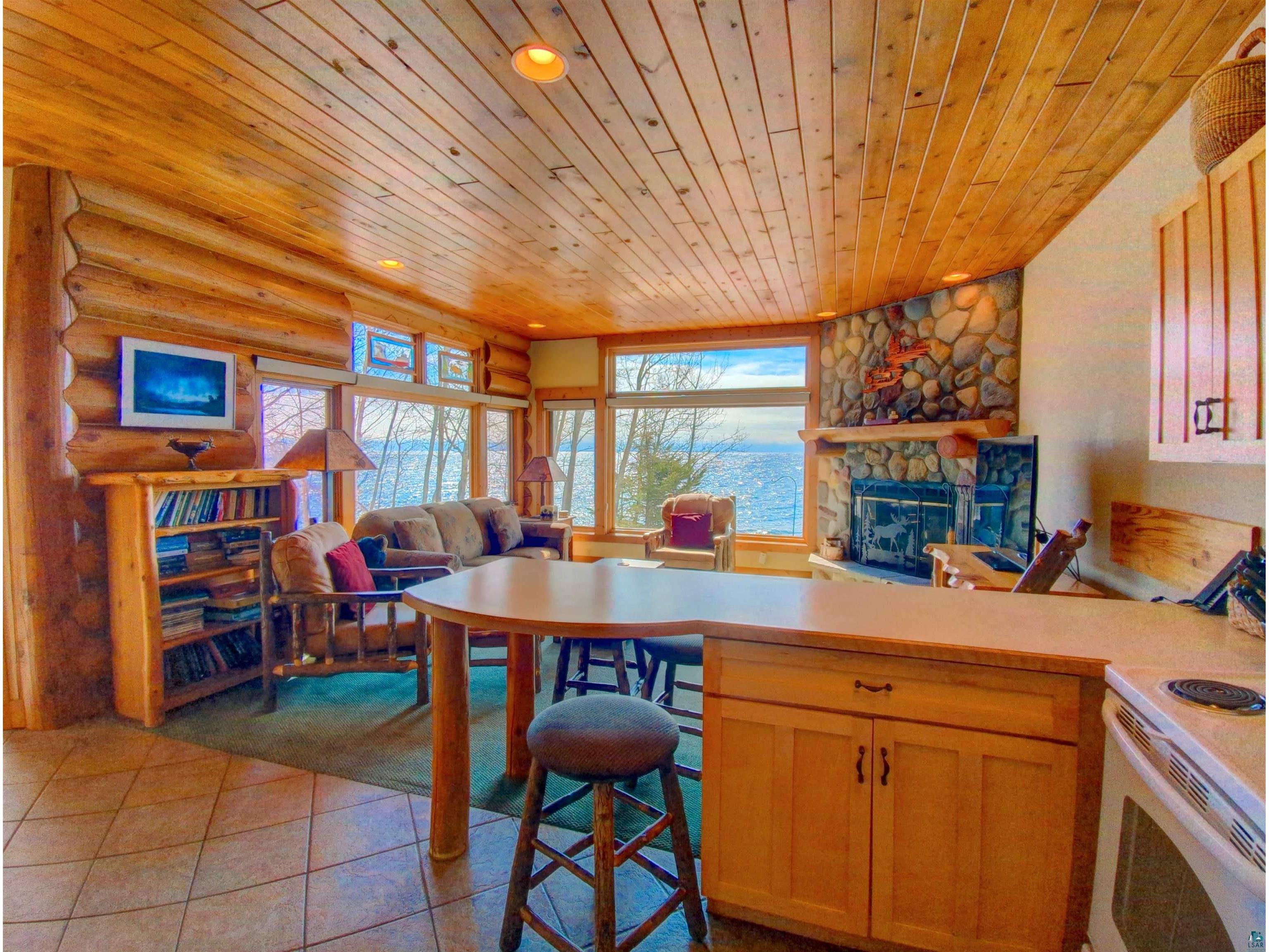 2826 Highway 61 Two Harbors MN 55616 - Lake Superior 6125659 image3