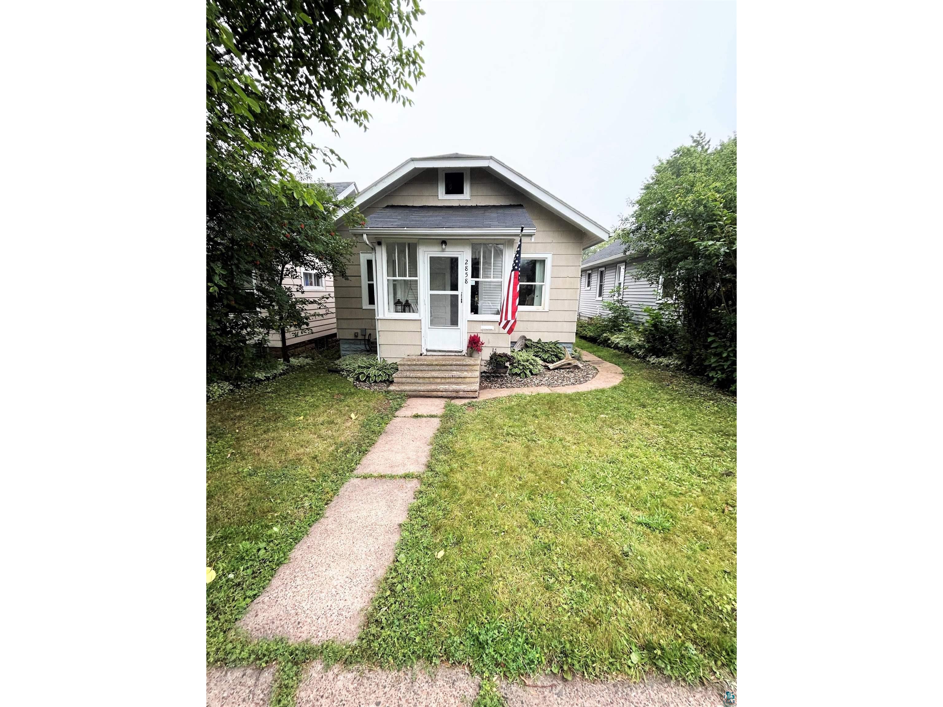2858 W 6th St Duluth MN 55806 6110184 image1