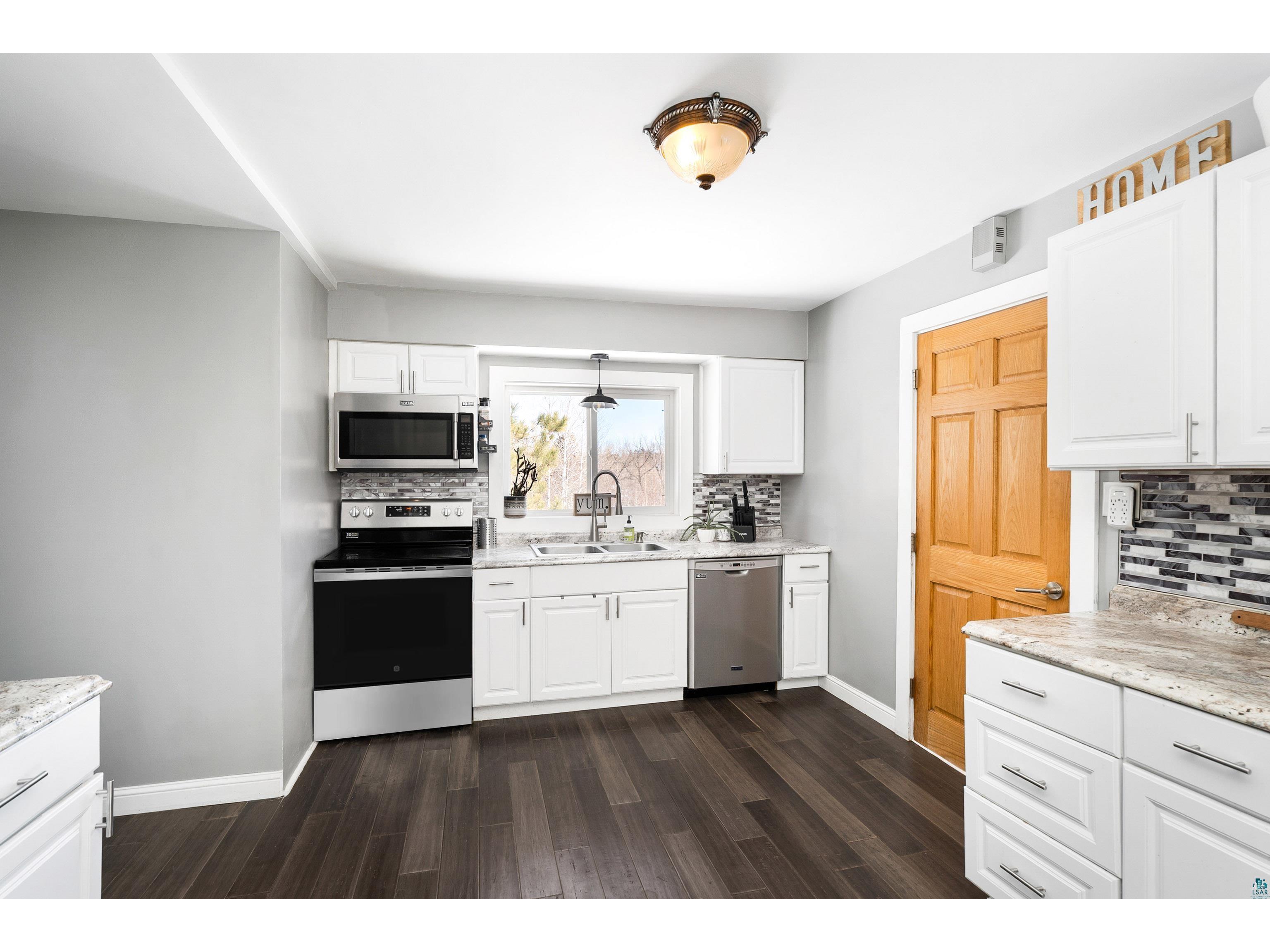 2887 Hutchinson Rd Duluth MN 55811 6124371 image6