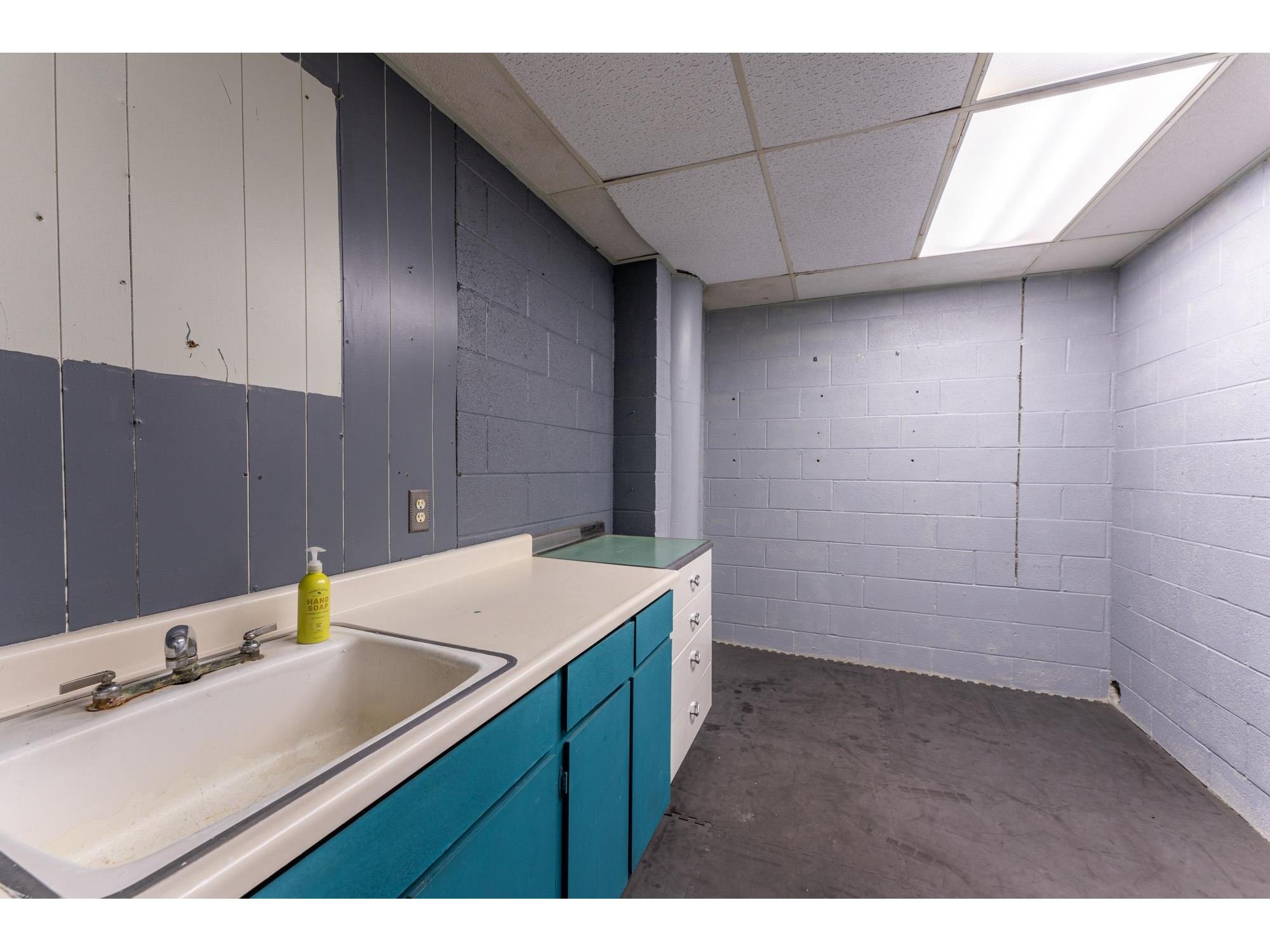 29 E Chapman St Ely MN 55731 6123079 image25