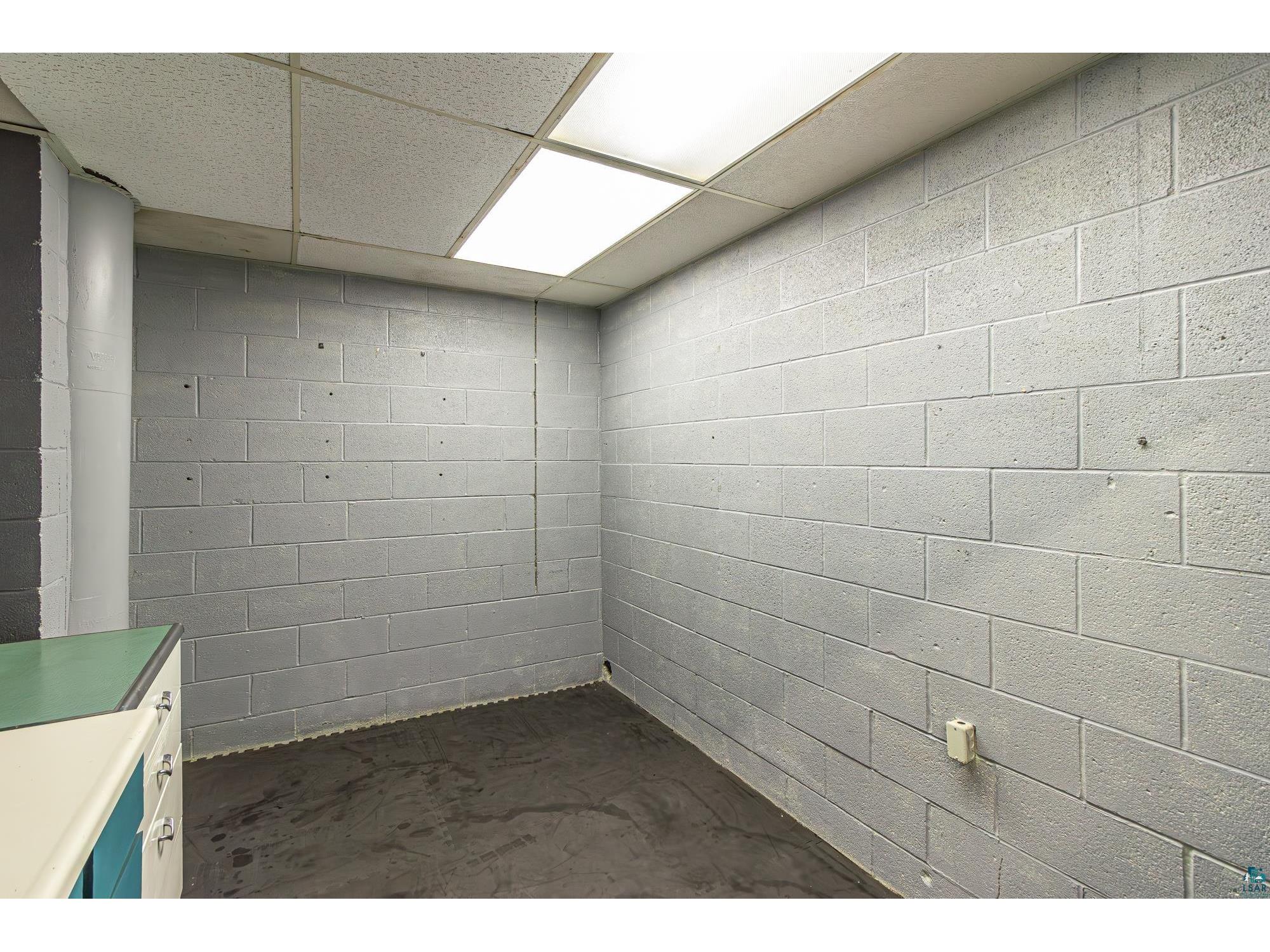 29 E Chapman St Ely MN 55731 6126526 image26