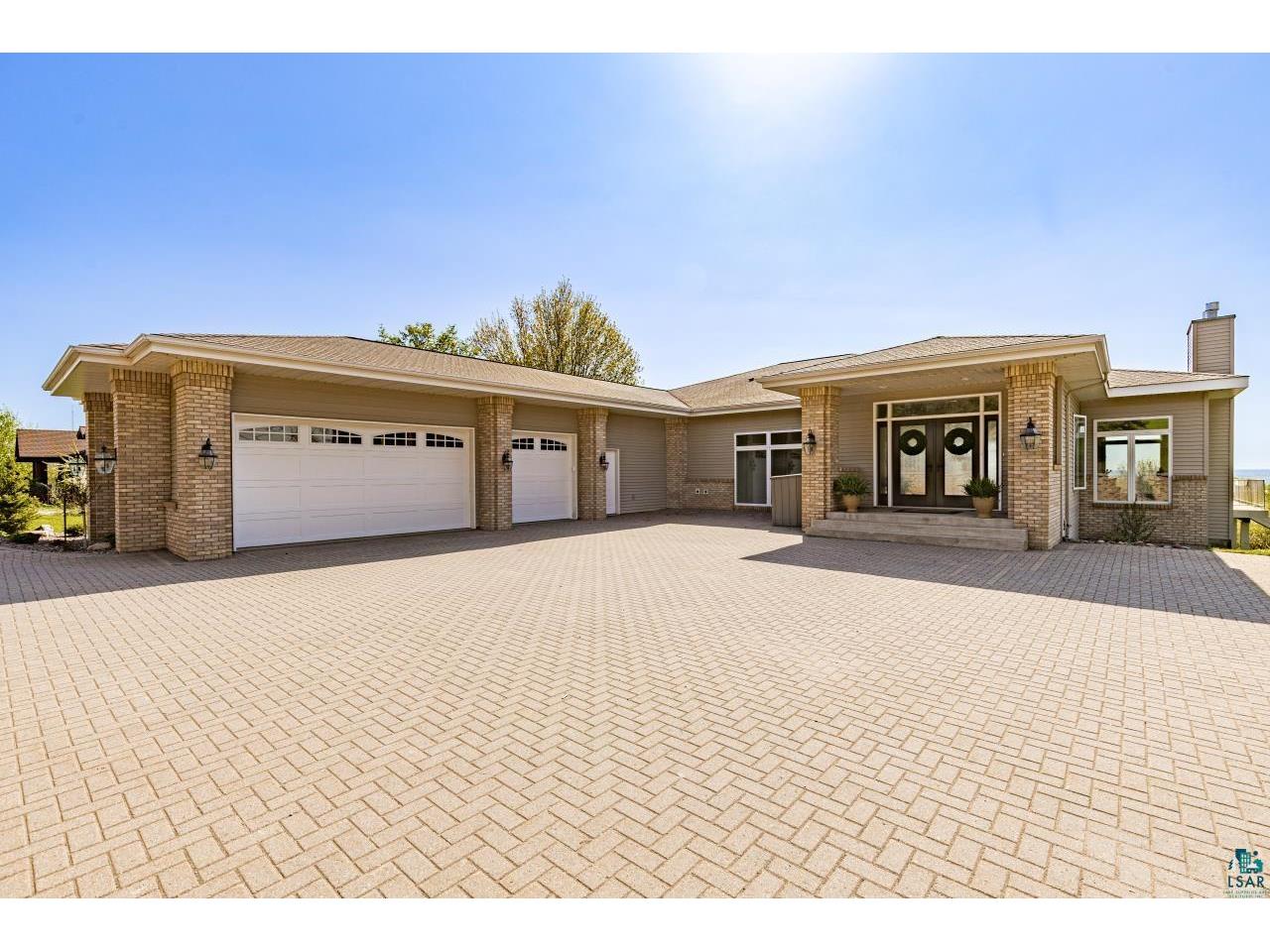 2906 W 15th St Duluth MN 55806 6125650 image3