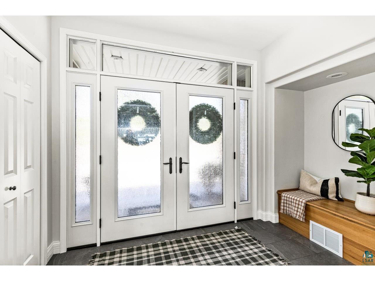 2906 W 15th St Duluth MN 55806 6125650 image9