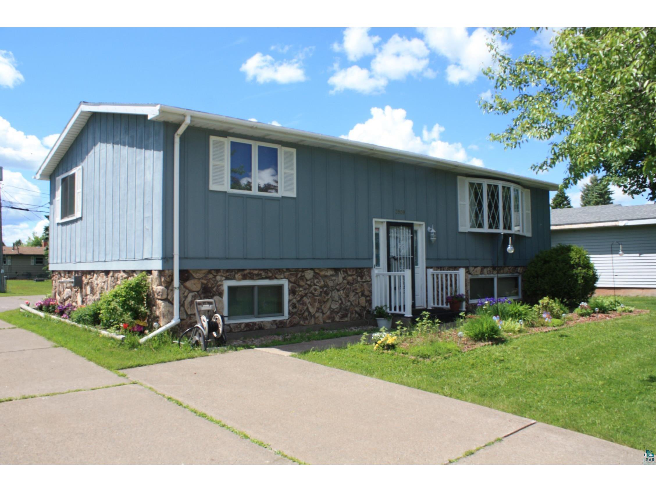 2909 Hammond Ave Superior WI 54880 6126276 image1
