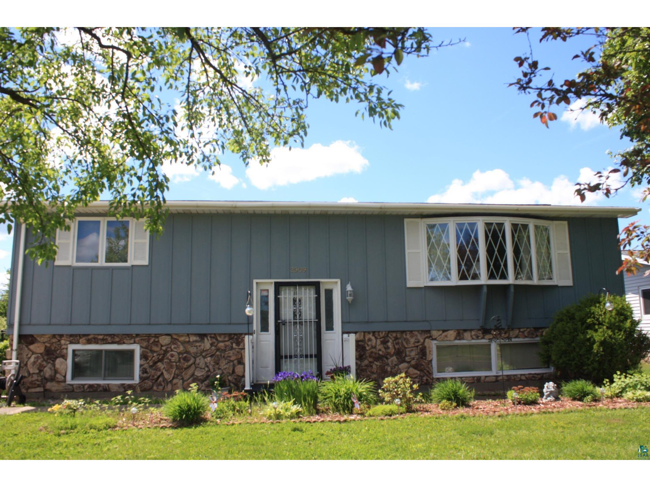 2909 Hammond Ave Superior WI 54880 6126276 image2