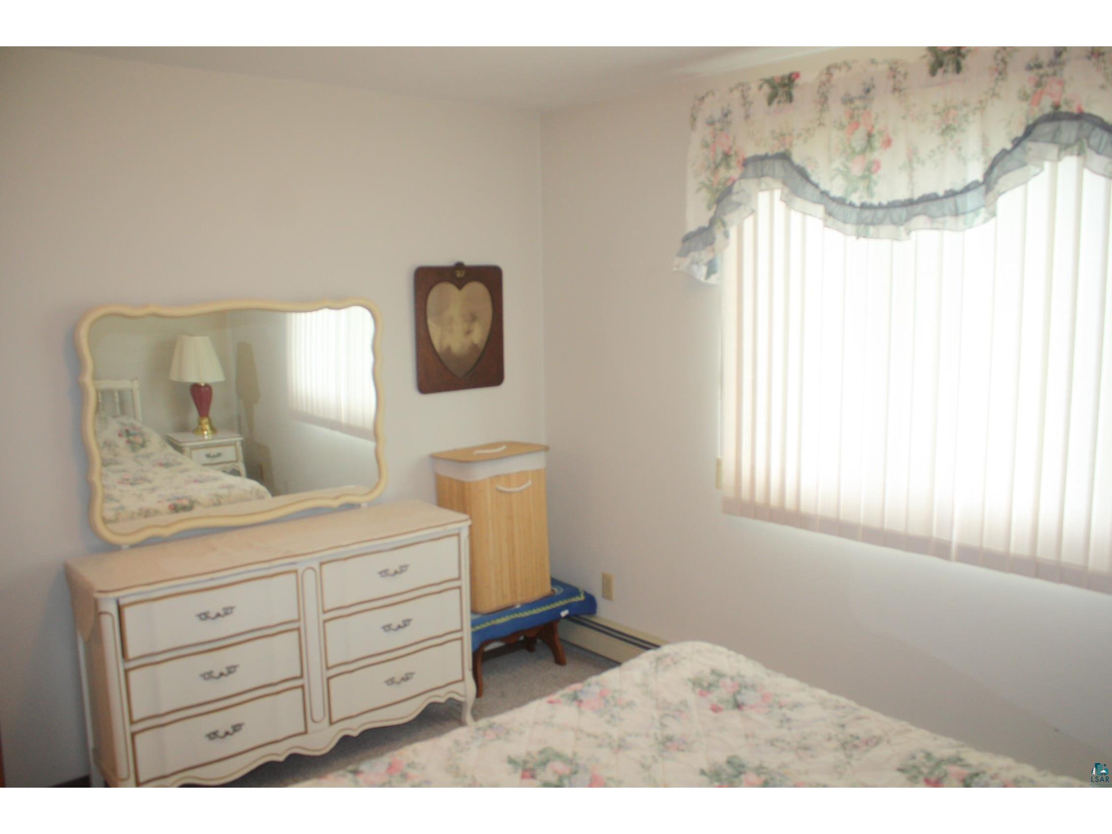 2909 Hammond Ave Superior WI 54880 6126276 image40