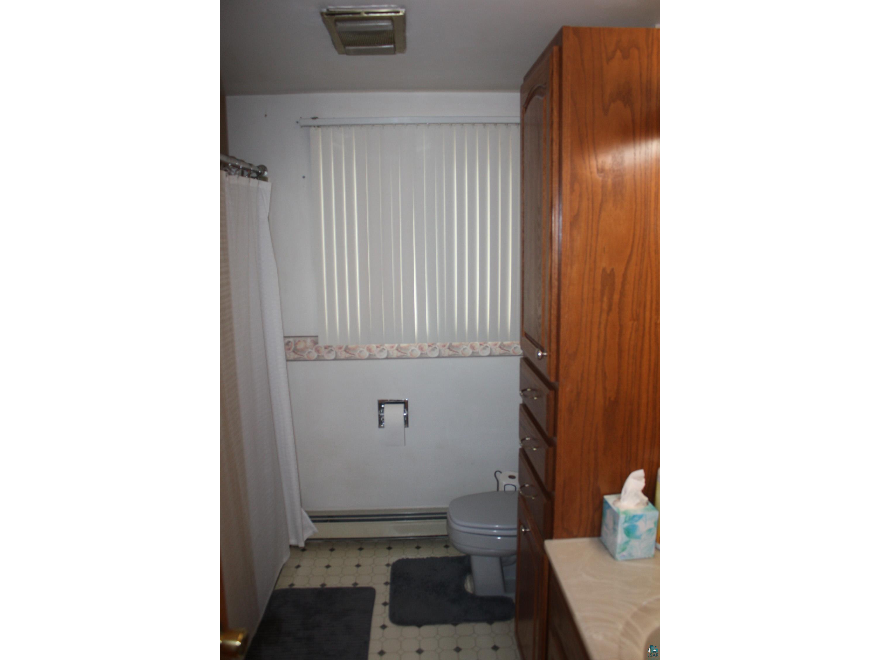 2909 Hammond Ave Superior WI 54880 6126276 image49