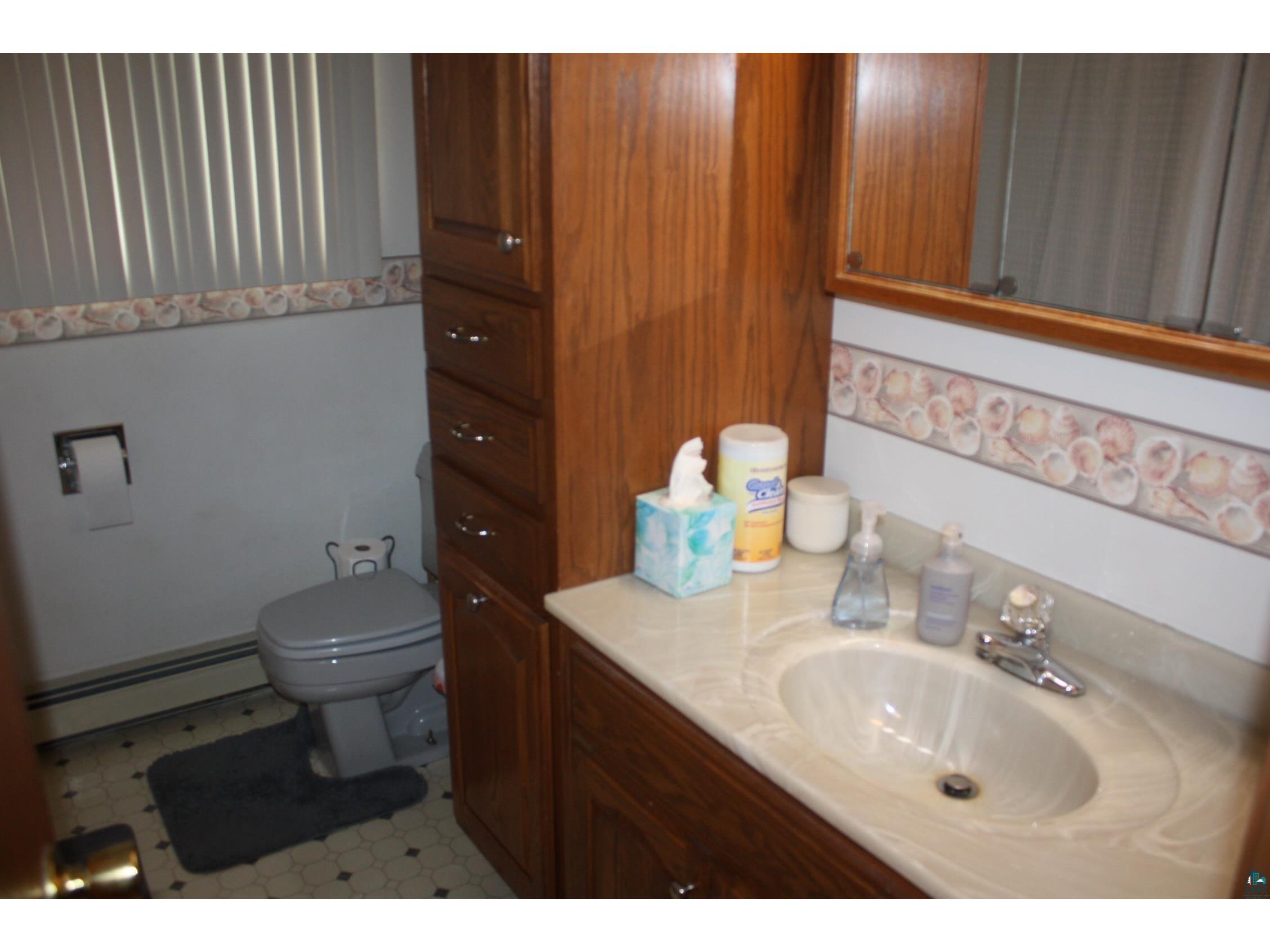2909 Hammond Ave Superior WI 54880 6126276 image50