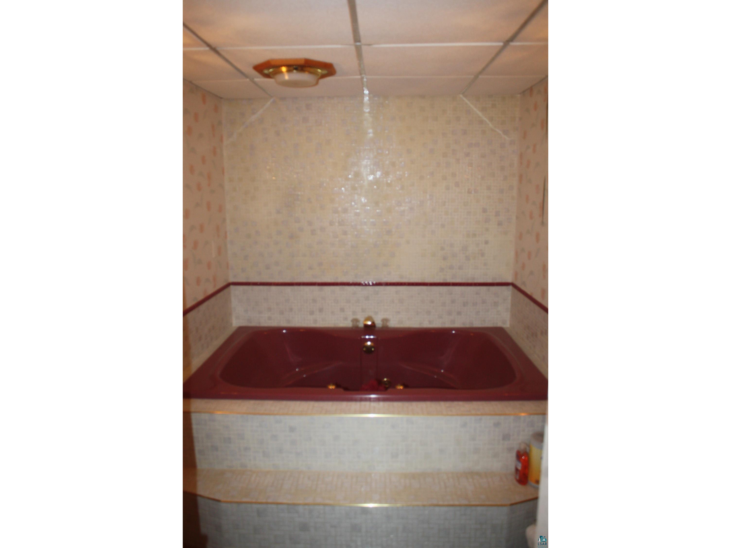 2909 Hammond Ave Superior WI 54880 6126276 image72