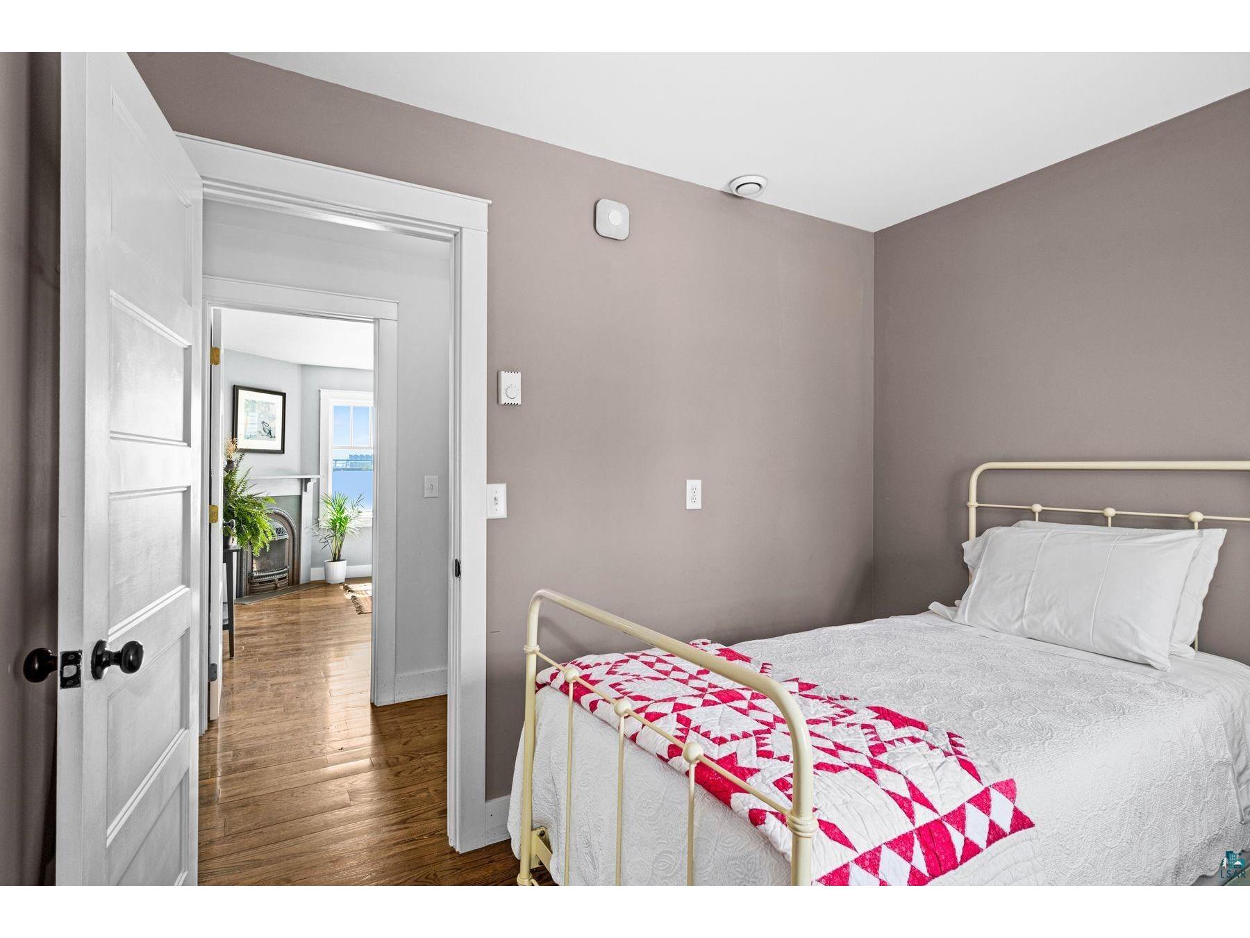 2909 Minnesota Ave Duluth MN 55802 - Lake Superior 6125941 image33