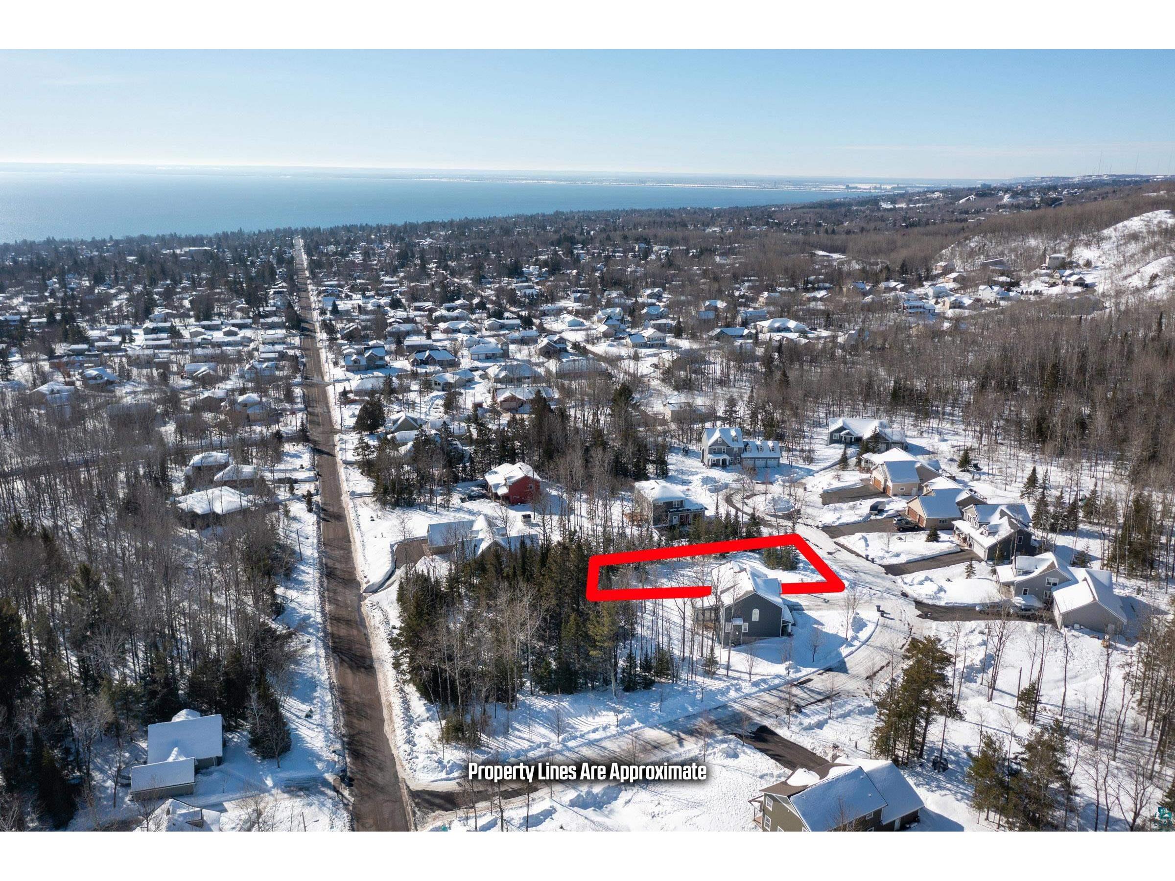 2916 Nighthawk Ln Duluth MN 55804 6106925 image1