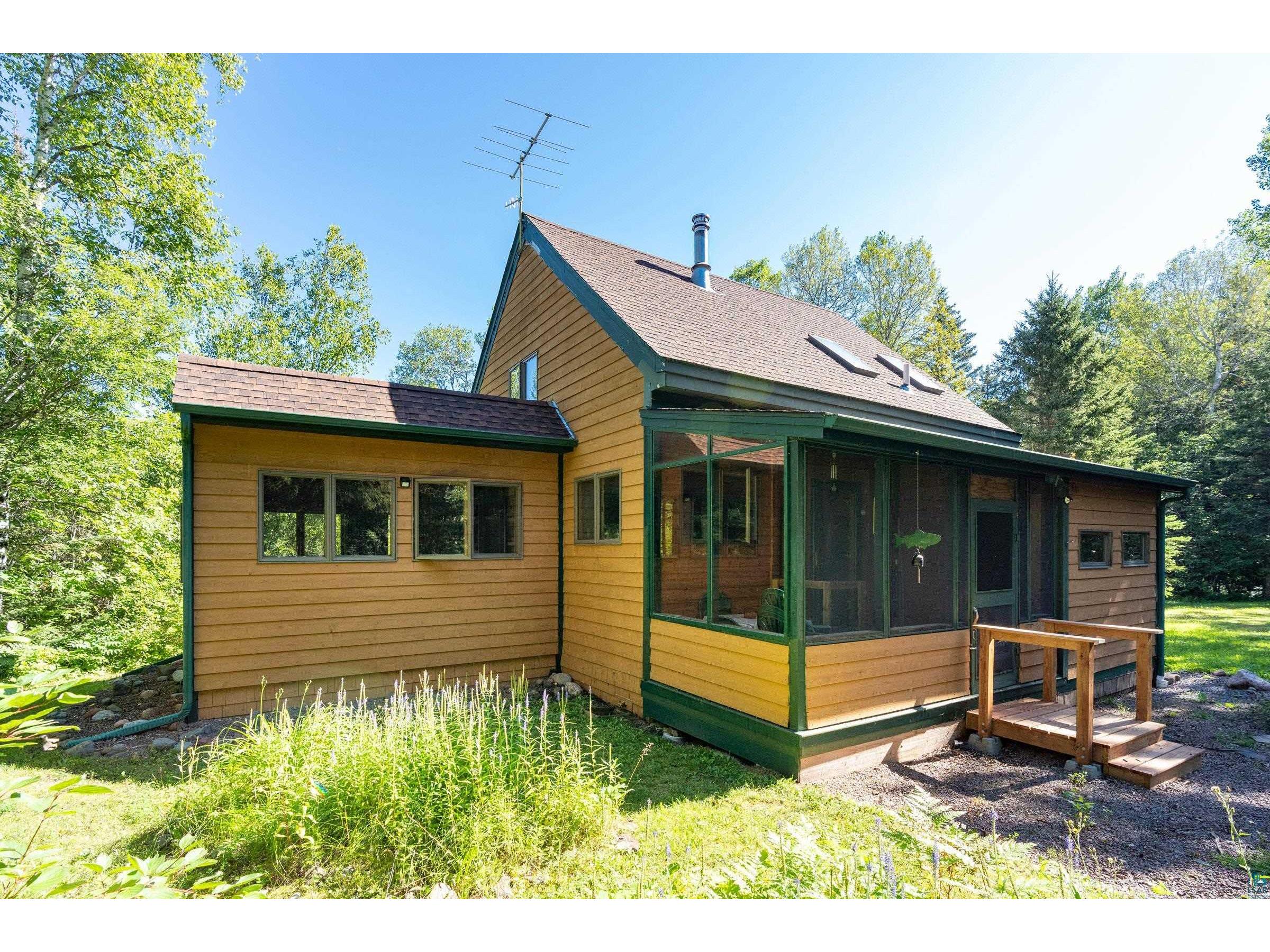 2960 County Rd 7, Grand Marais, MN, 55604 MLS 6105319 Edina Realty