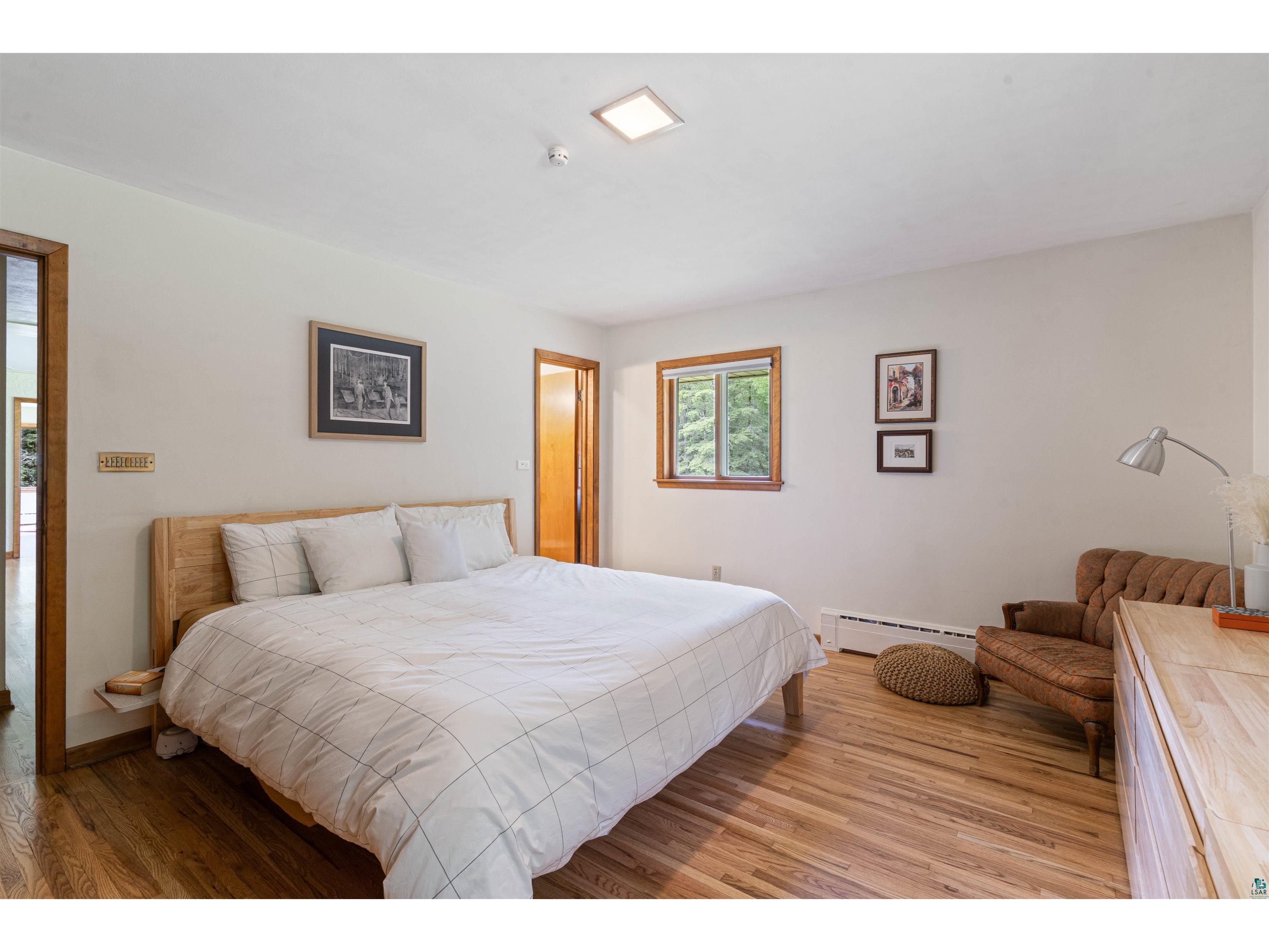297 E 2nd St Knife River MN 55609 6126239 image16