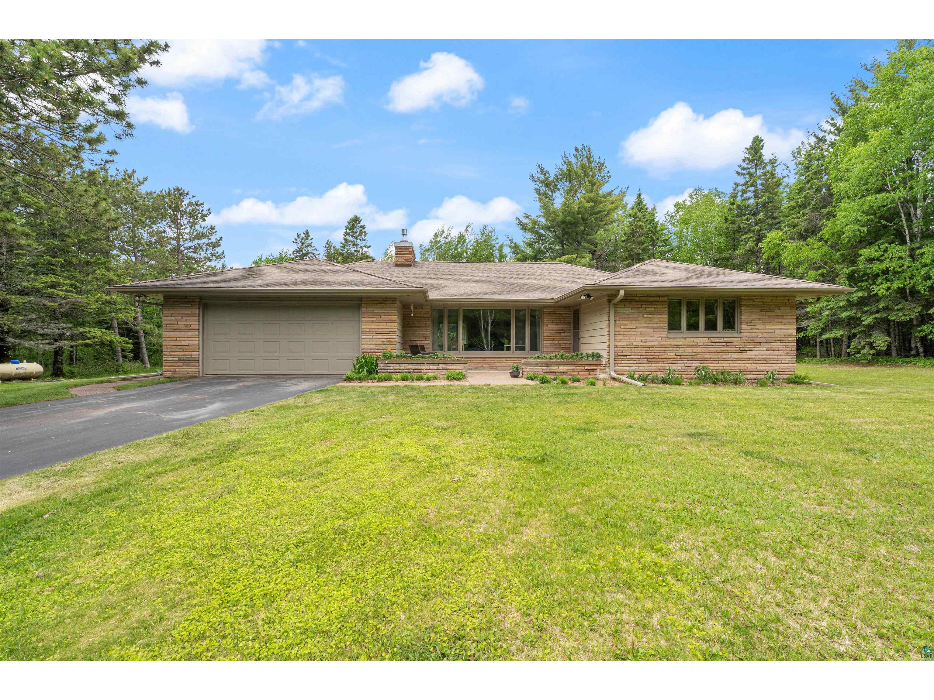 297 E 2nd St Knife River MN 55609 6126239 image2
