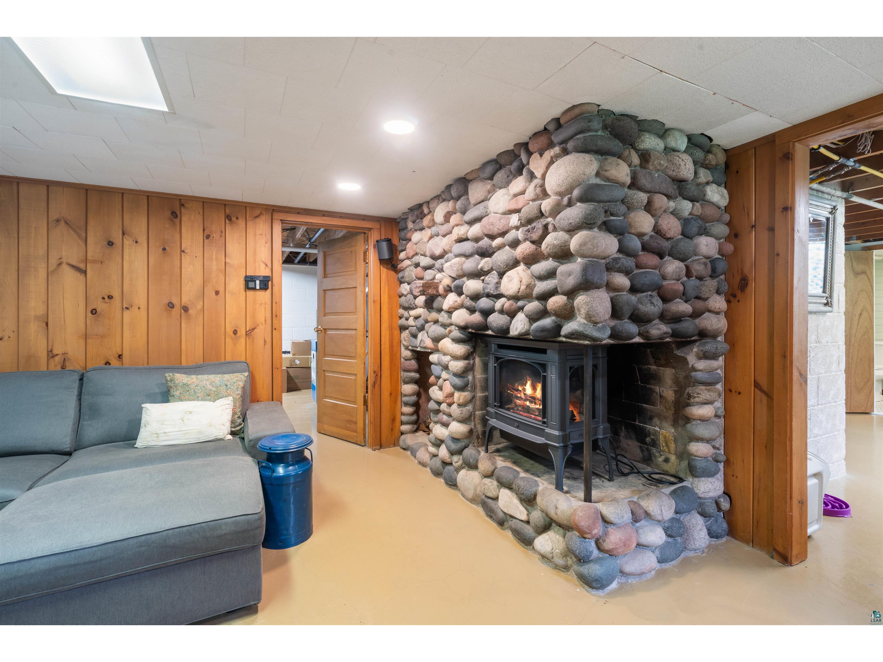 297 E 2nd St Knife River MN 55609 6126239 image24