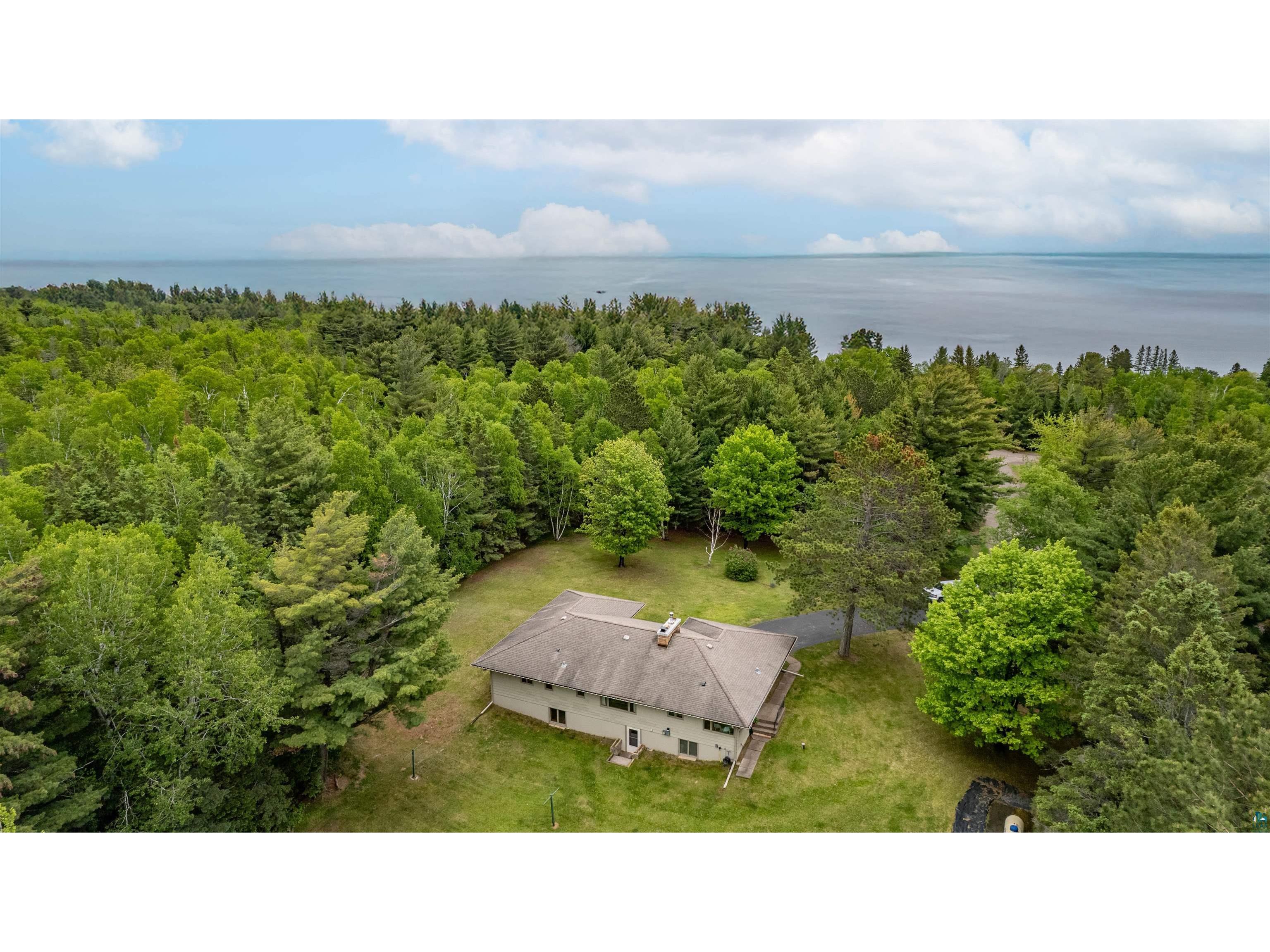 297 E 2nd St Knife River MN 55609 6126239 image36