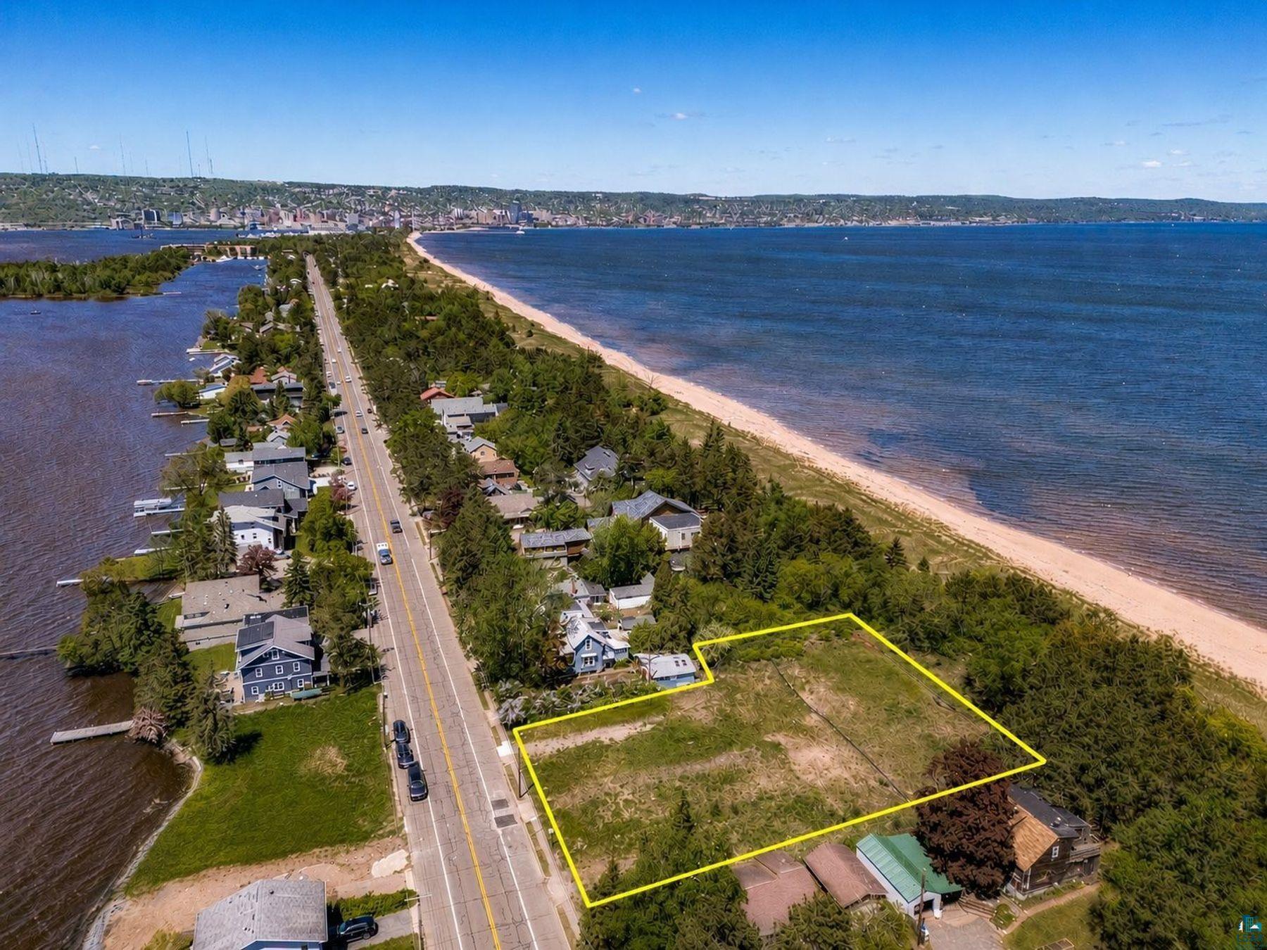 29XX S Lake Ave Duluth MN 55802 - Lake Superior 6126070 image1