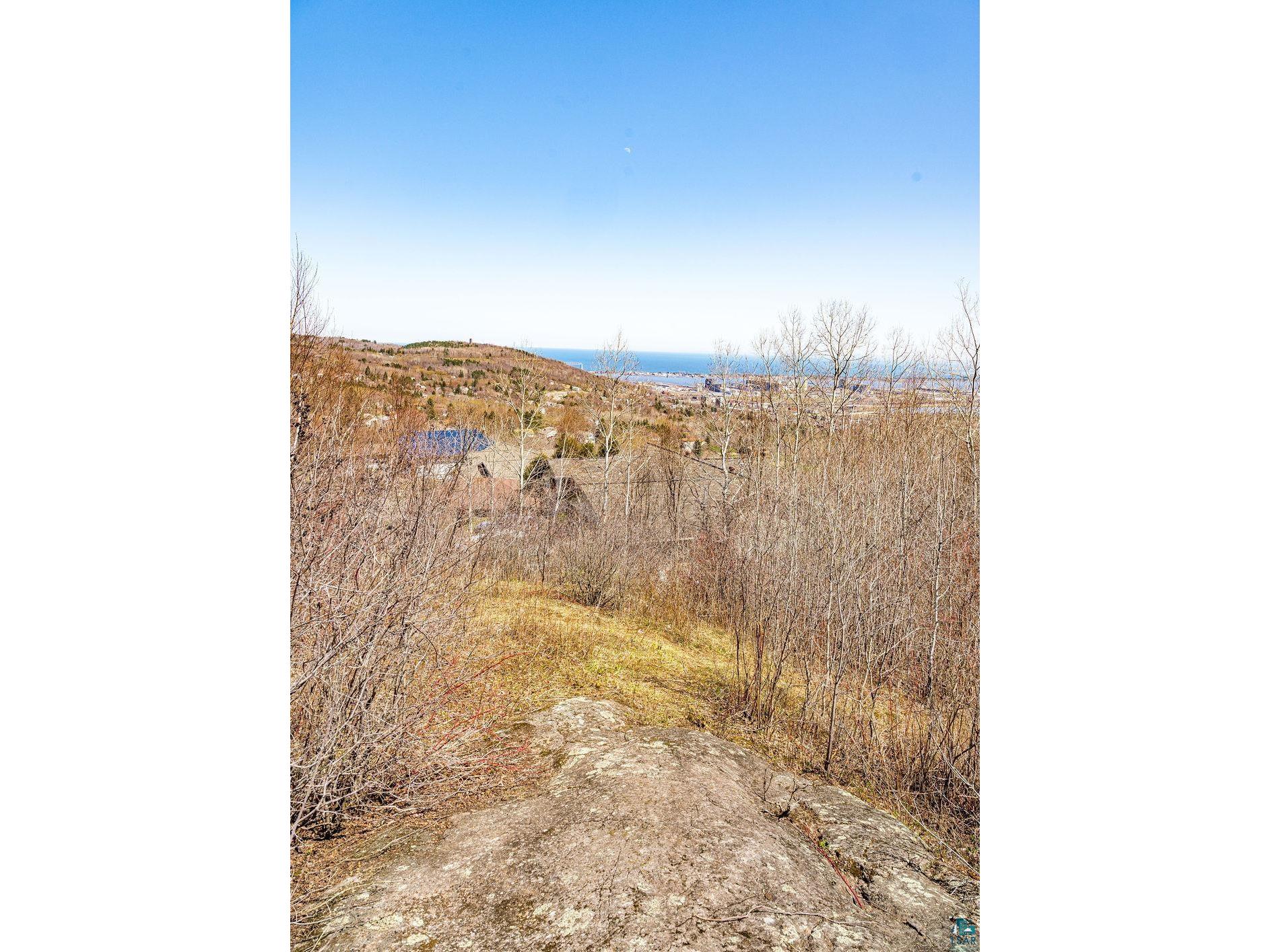 29xx W 15th St Duluth MN 55807 6120785 image9