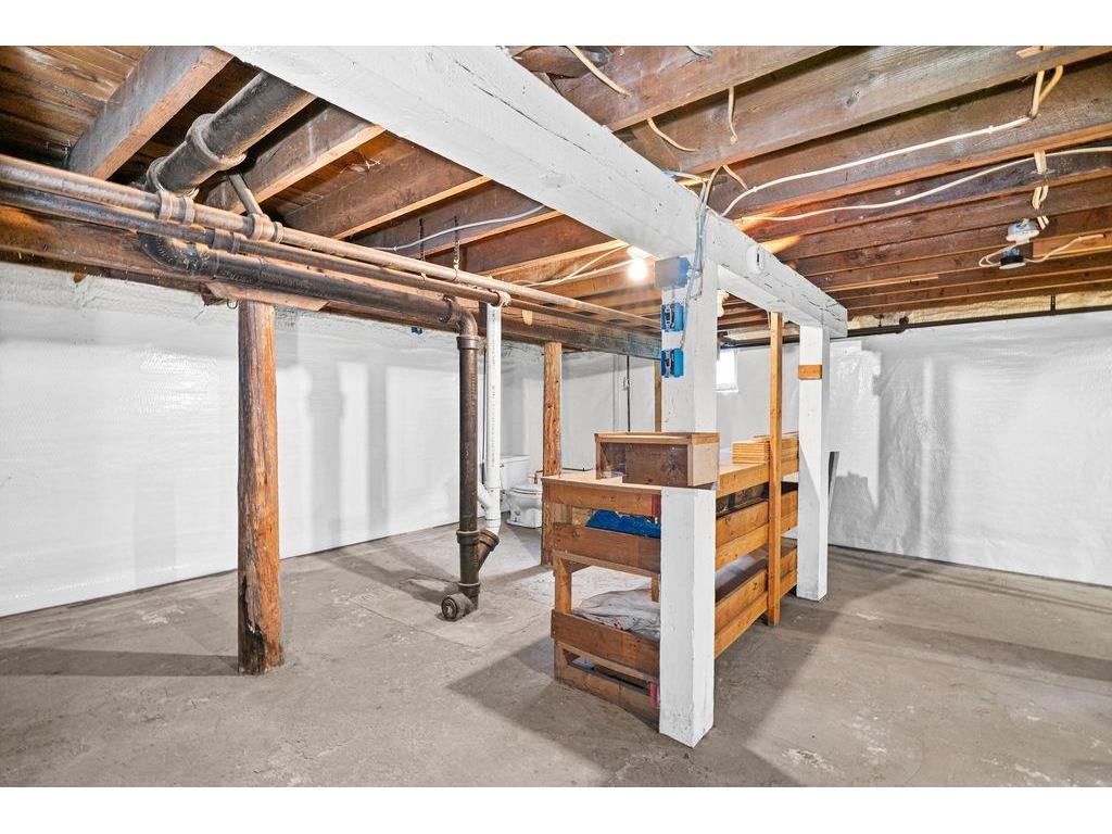 3 W Linden St Duluth MN 55811 6122851 image25