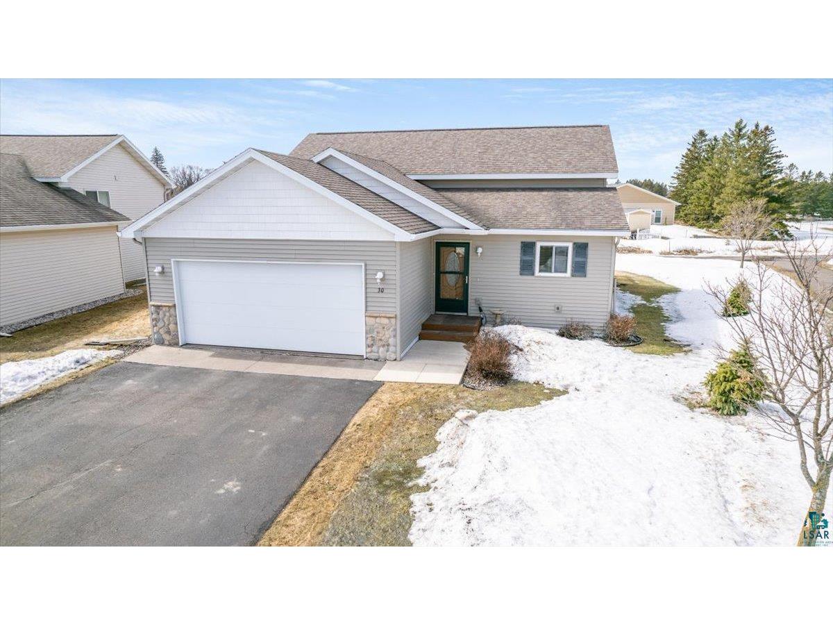 30 Billings Ln Superior WI 54880 6107477 image1