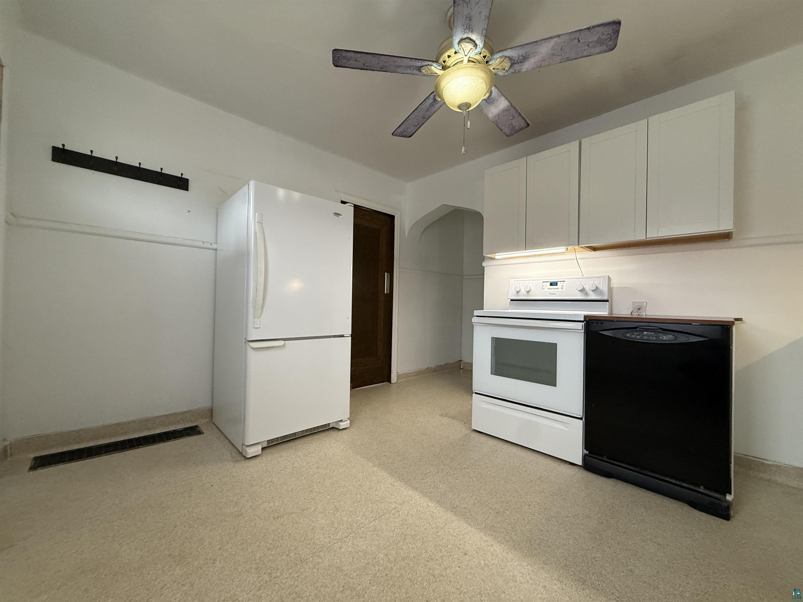 3001 W 3rd Ave Hibbing MN 55746 6124269 image18