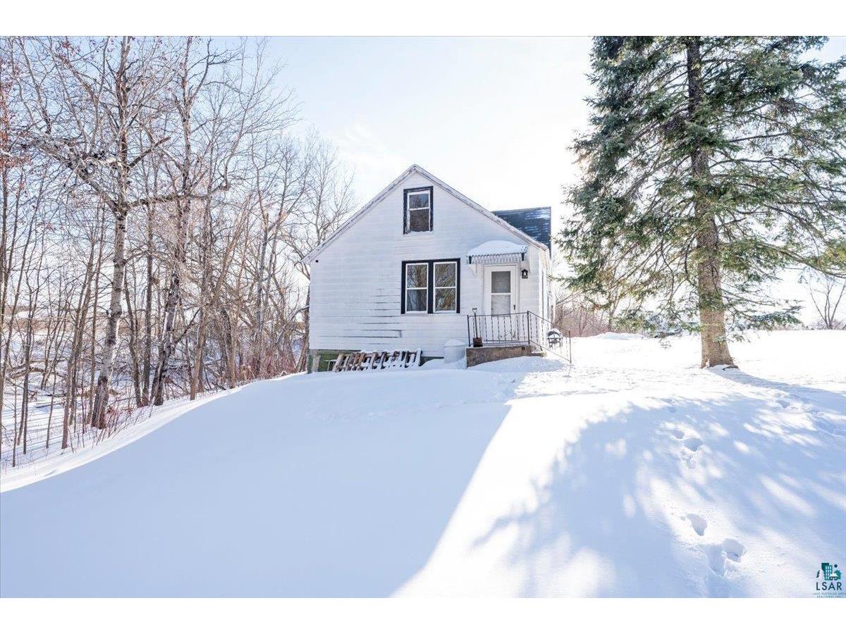 3002 E 3rd St Superior WI 54880 6107095 image1