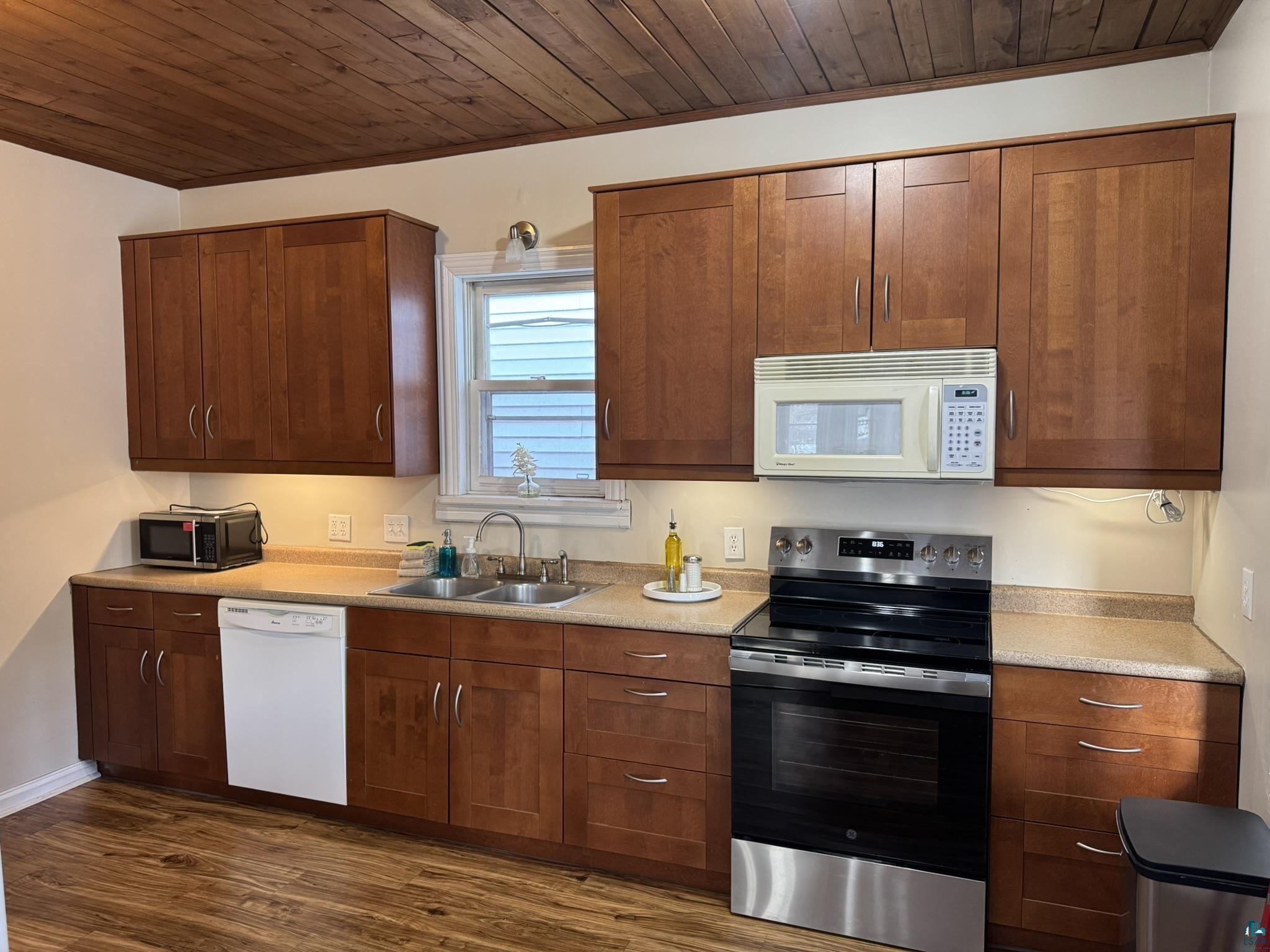 301 8th St Two Harbors MN 55616 6124351 image11