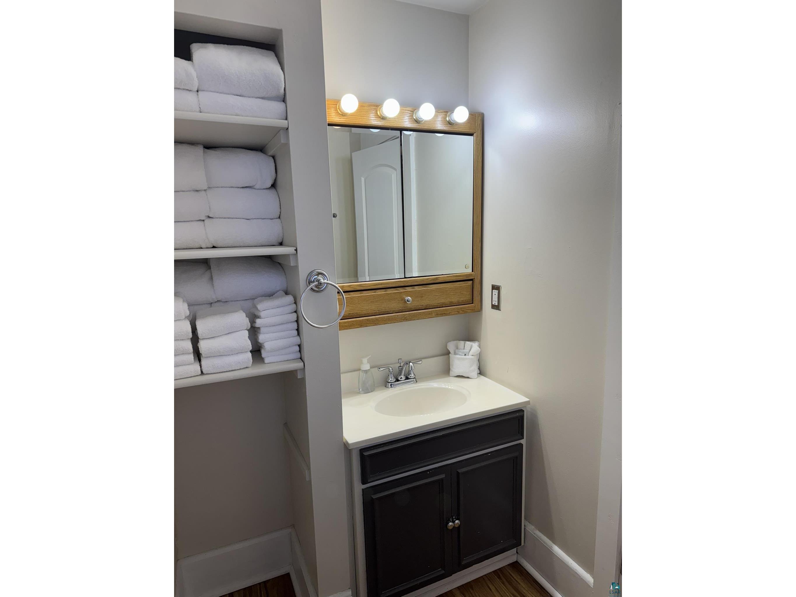 301 8th St Two Harbors MN 55616 6124351 image20