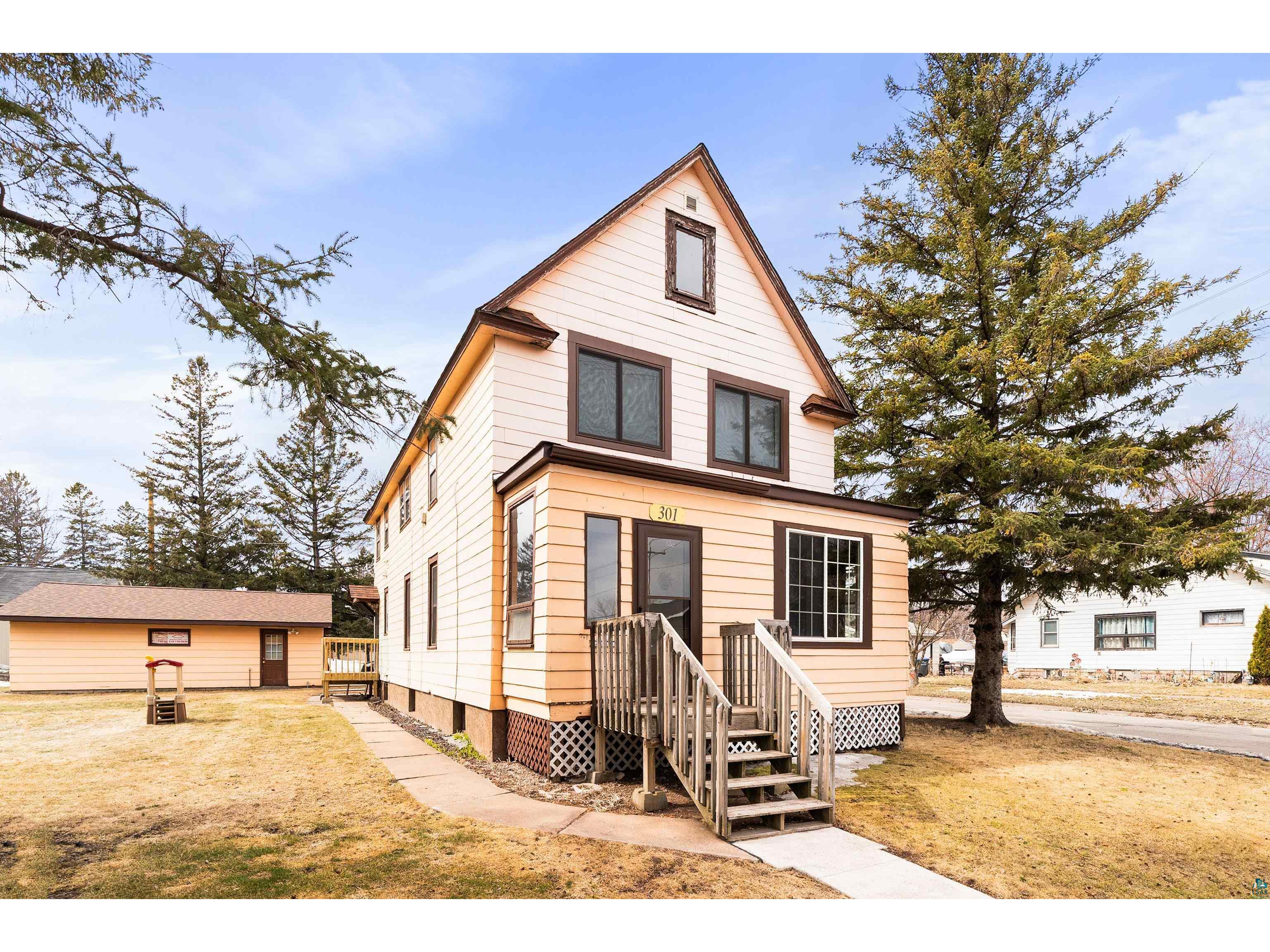 301 S 59th Ave W Duluth MN 55807 6124288 image1