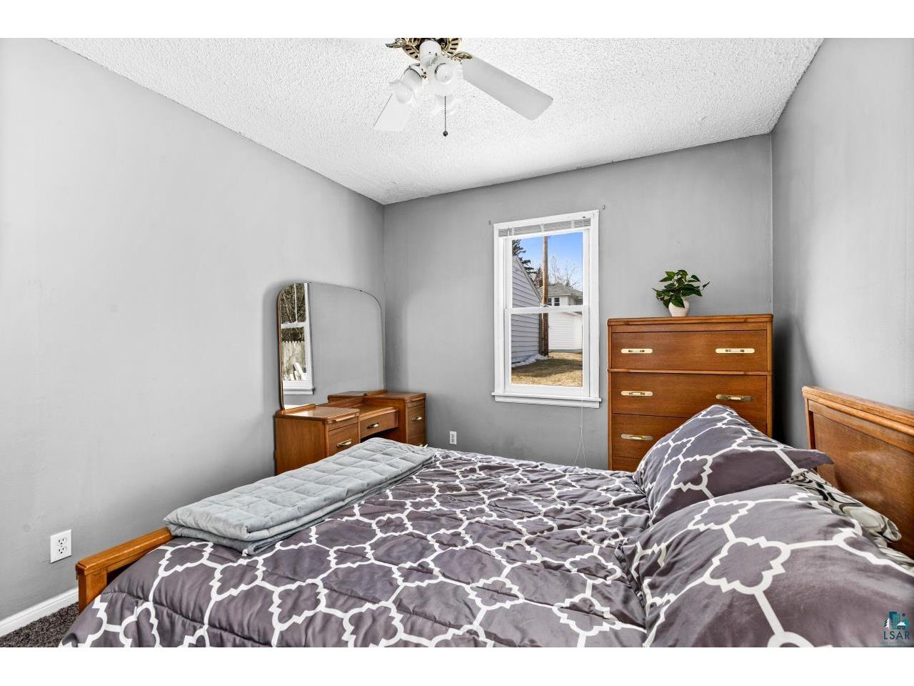301 St. Paul Ave Duluth MN 55803 6124648 image30