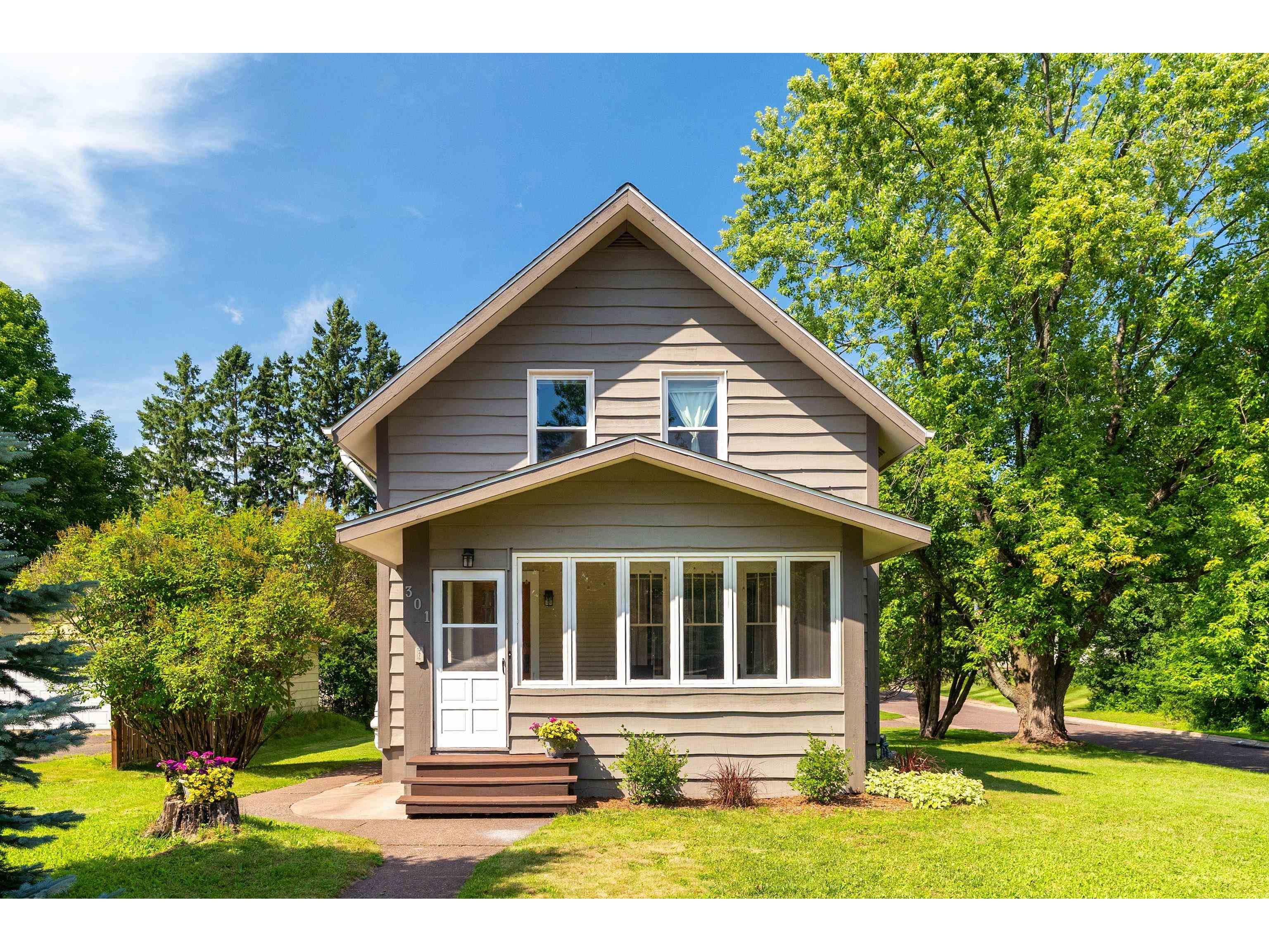 301 W Faribault St Duluth MN 55803 6121013 image1