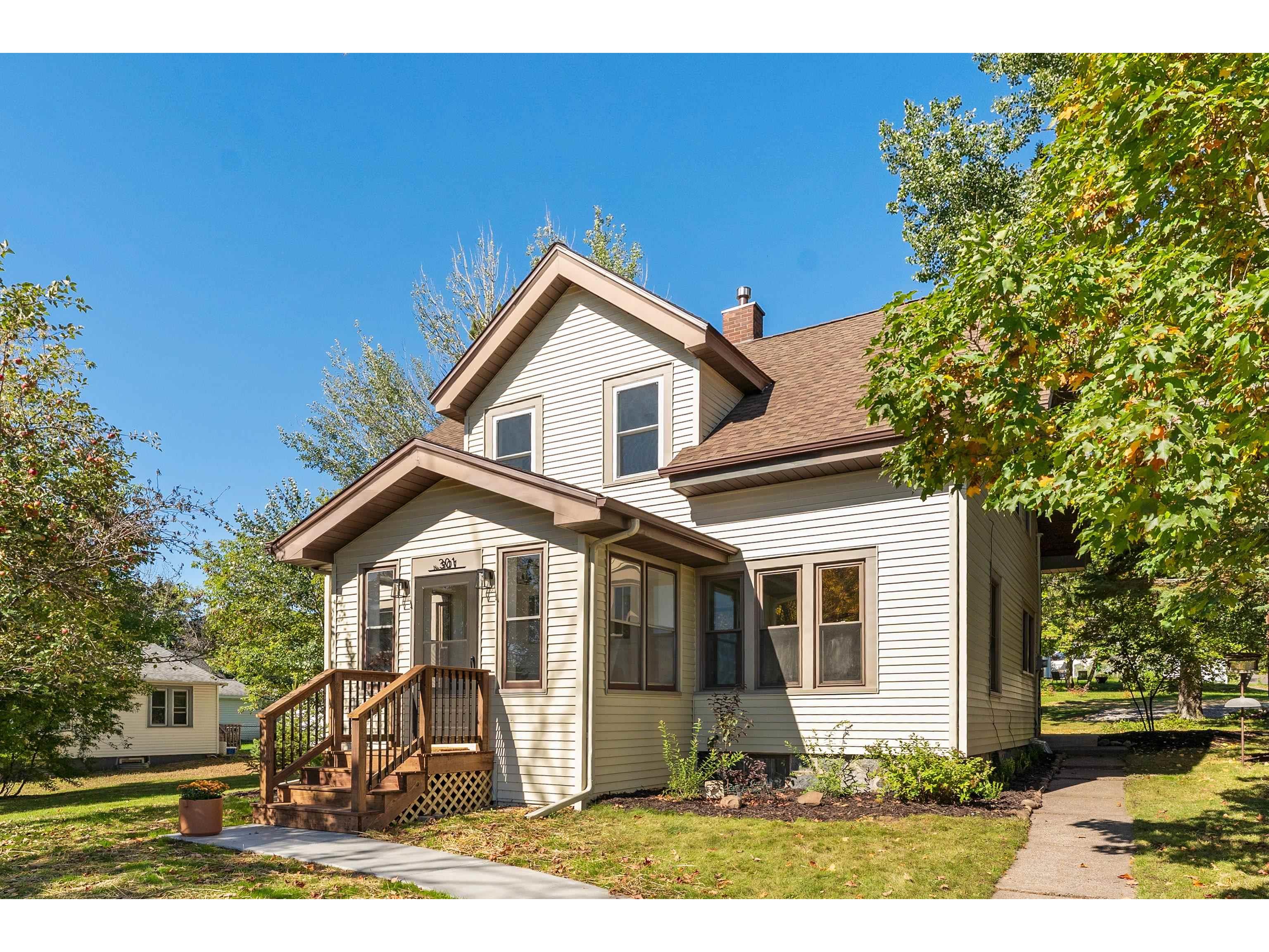 301 W Winona St Duluth MN 55803 6122147 image1