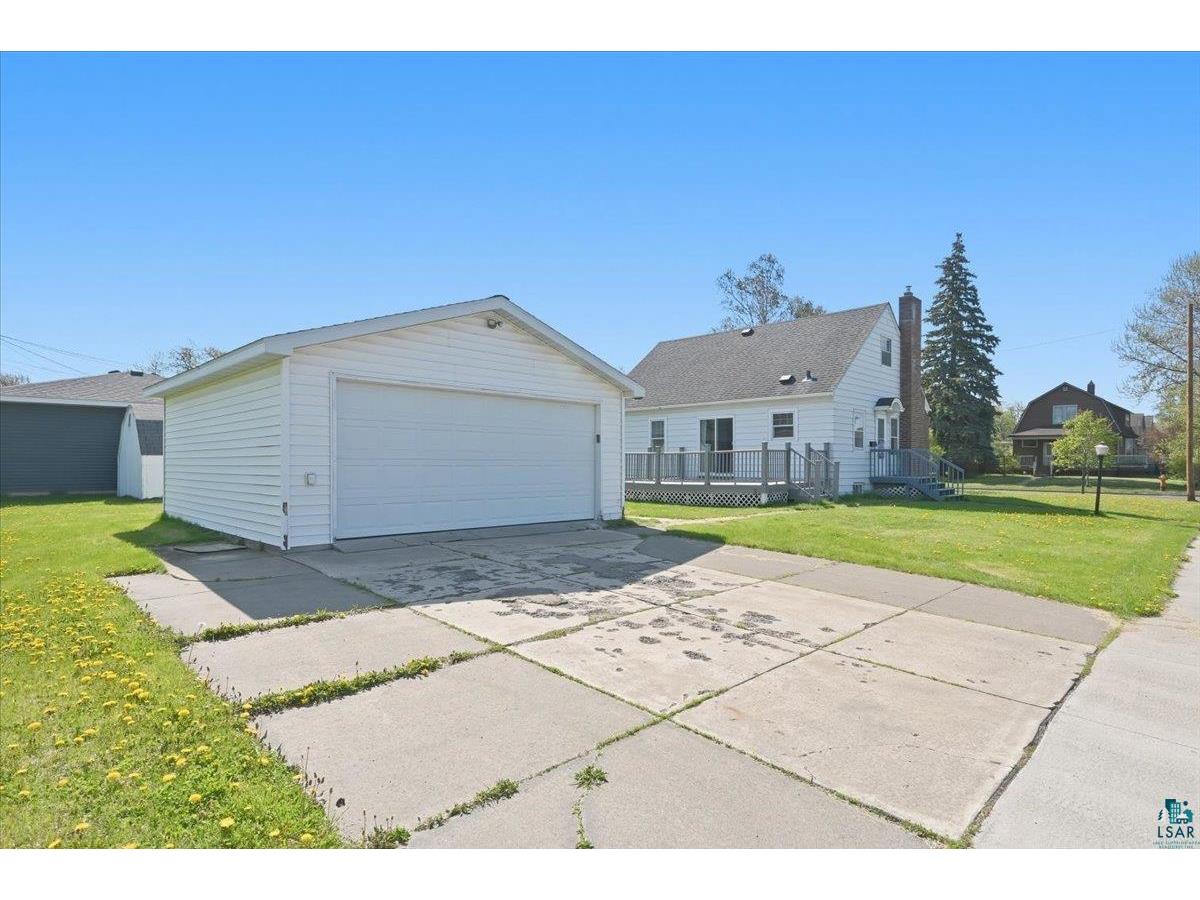 3019 N 21st St Superior WI 54880 6125599 image15