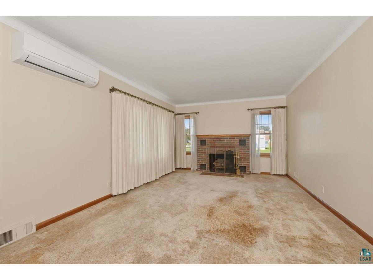 3019 N 21st St Superior WI 54880 6125599 image2
