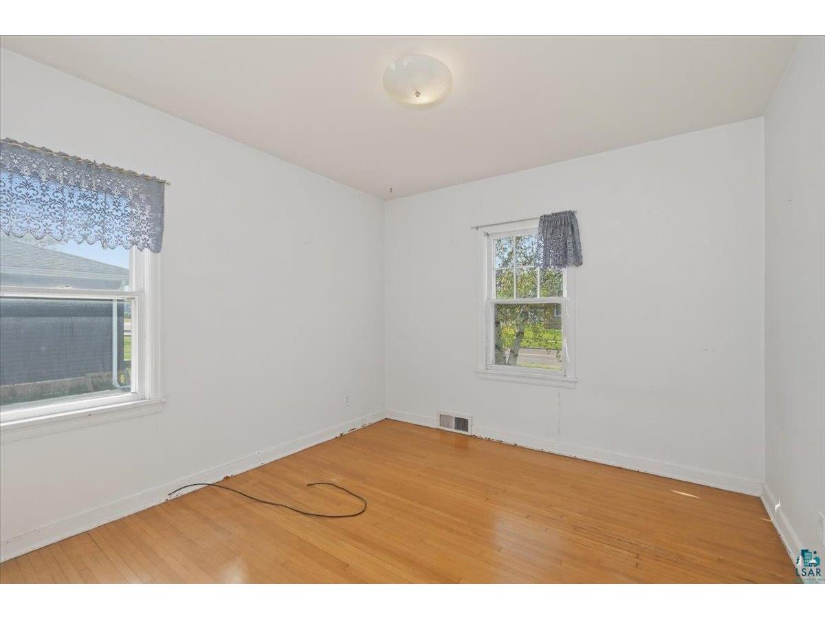 3019 N 21st St Superior WI 54880 6125599 image6