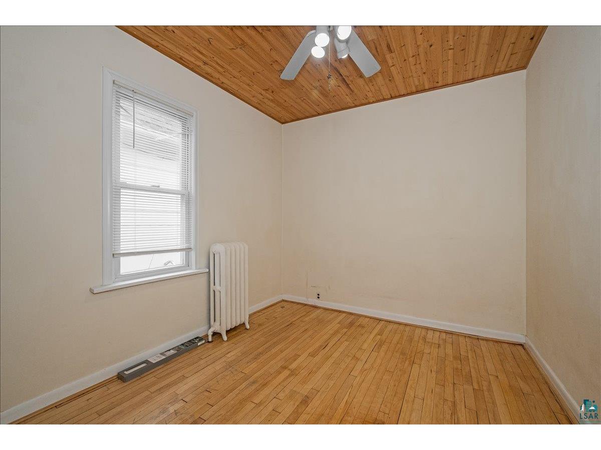 302 E 7th St Superior WI 54880 6124324 image11