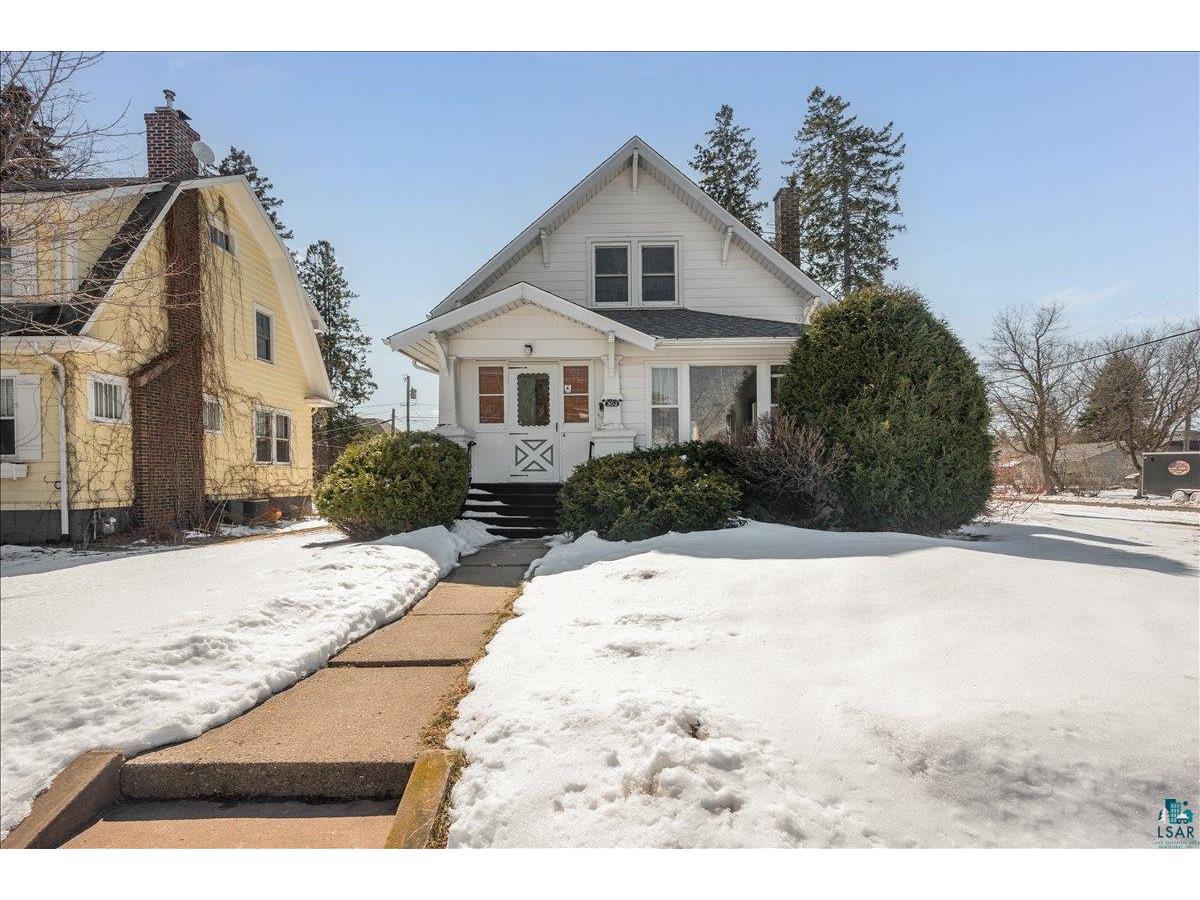 302 E 8th St Superior WI 54880 6124390 image1