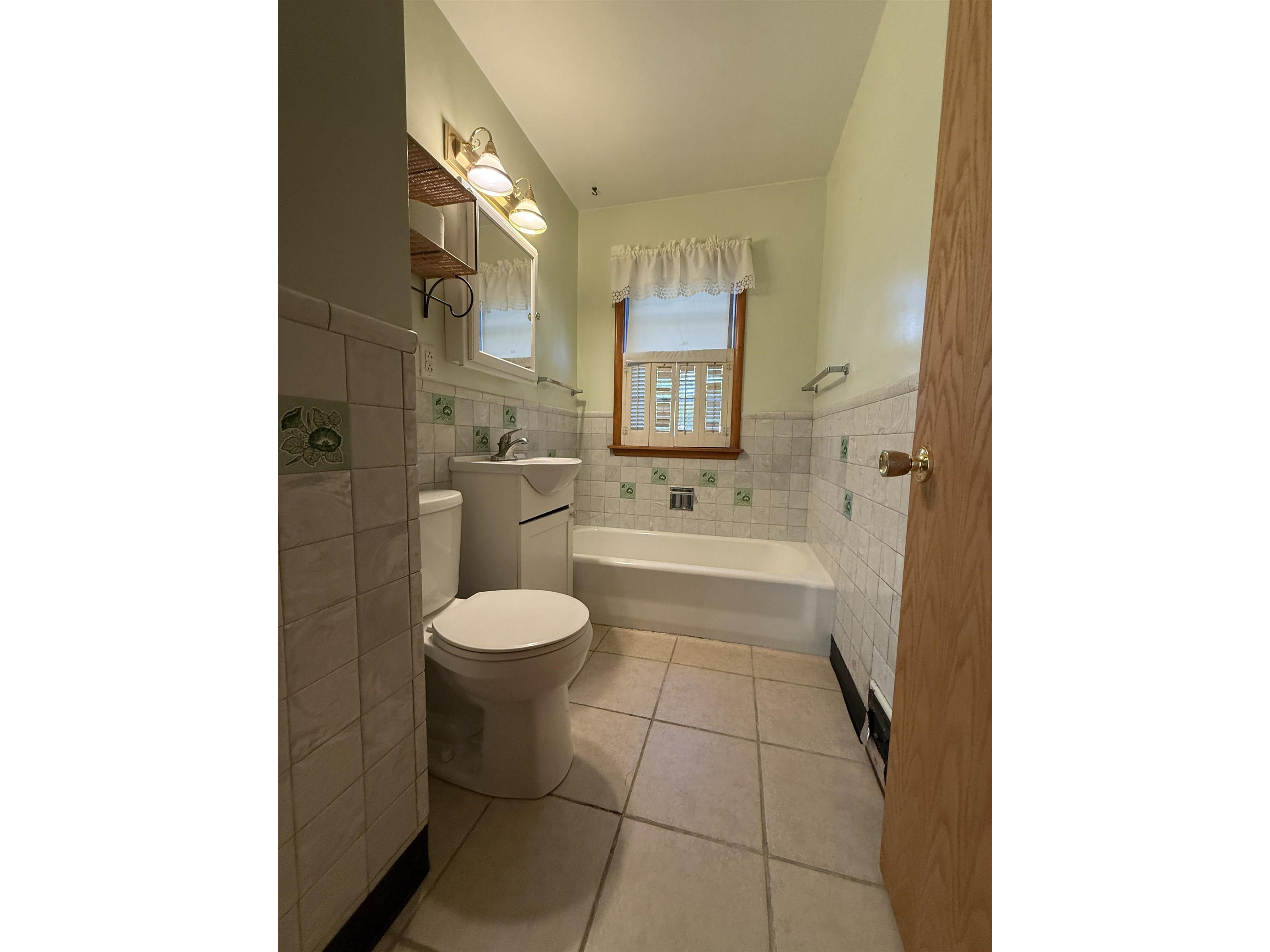 3027 8th Ave E Hibbing MN 55746 6118233 image18