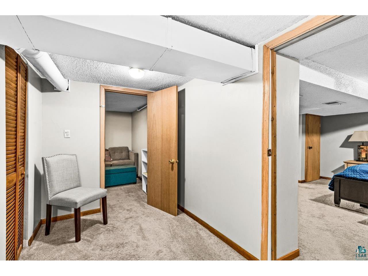 303 W Owatonna St Duluth MN 55803 6125893 image25