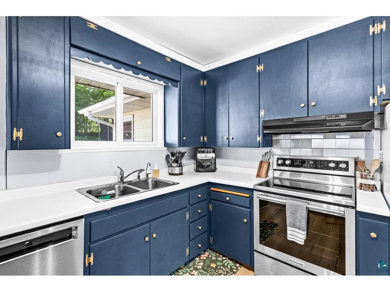 303 W Owatonna St Duluth MN 55803 6125893 image9