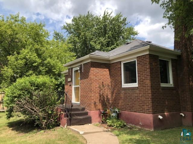 304 101st Ave W Duluth MN 55808 6109773 image1