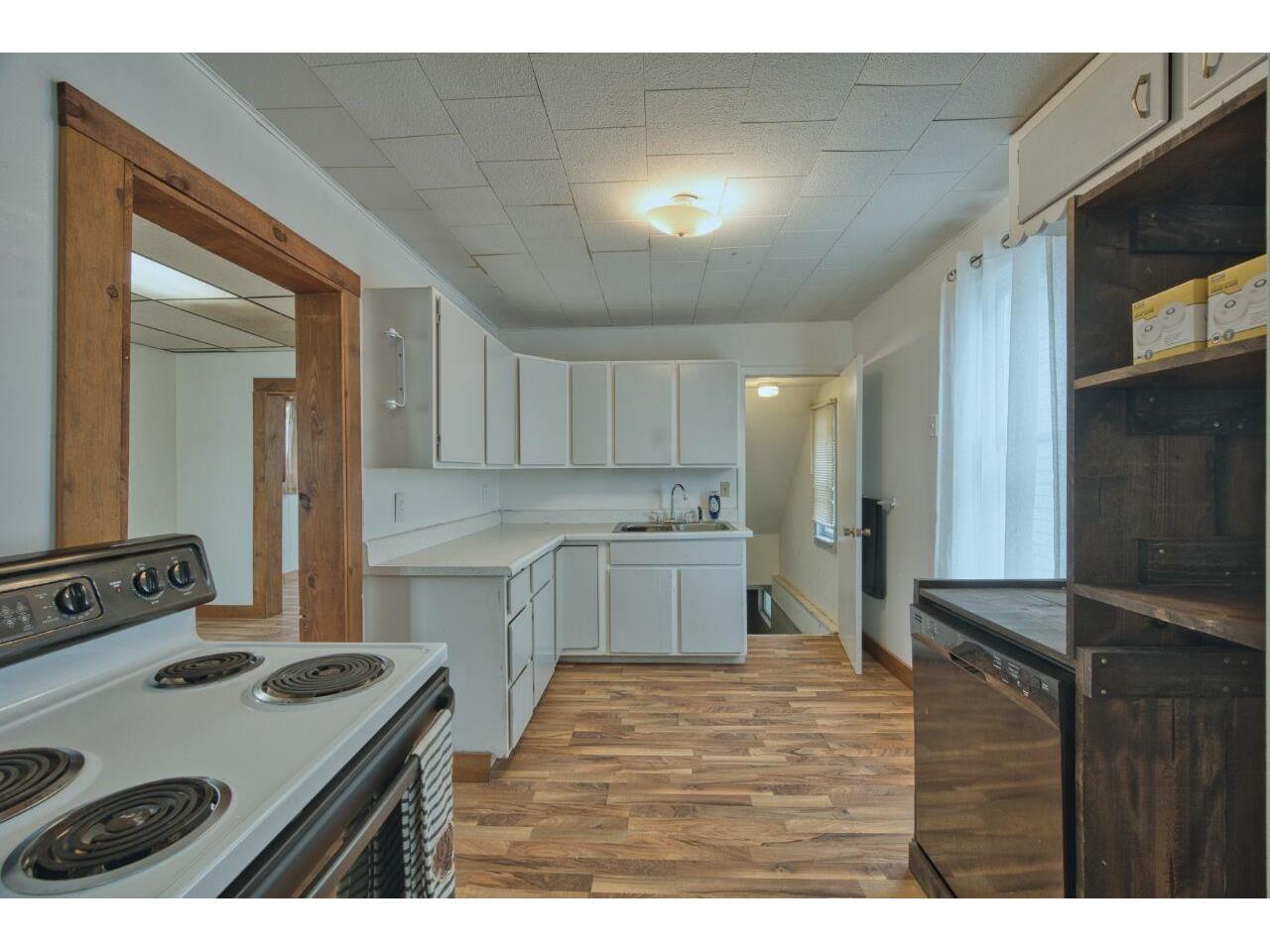 304 W 3rd Ave N Aurora MN 55705 6122496 image10
