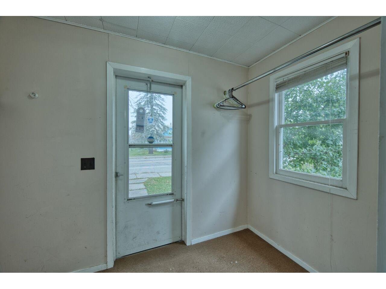 304 W 3rd Ave N Aurora MN 55705 6122496 image2