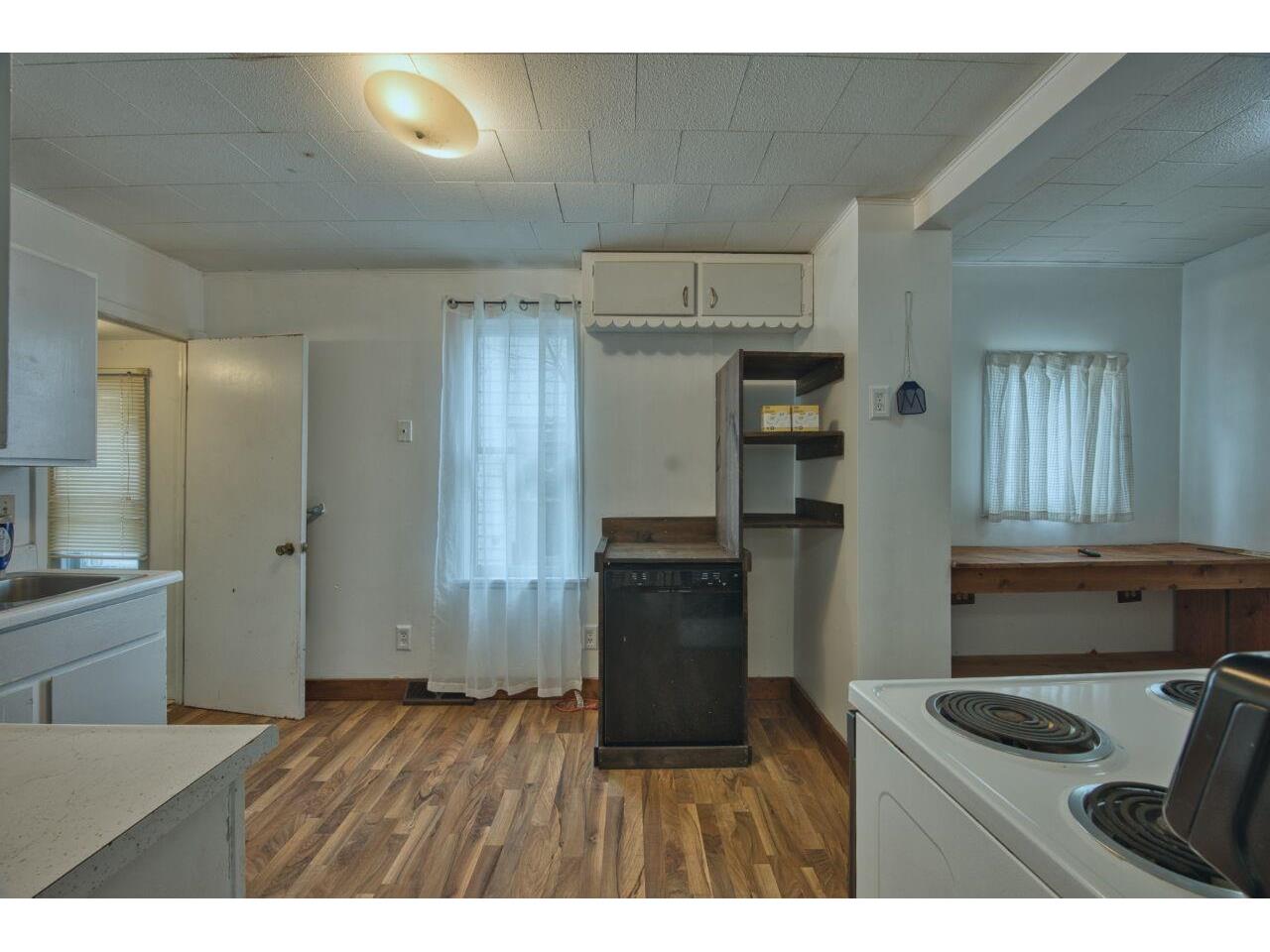 304 W 3rd Ave N Aurora MN 55705 6122496 image8