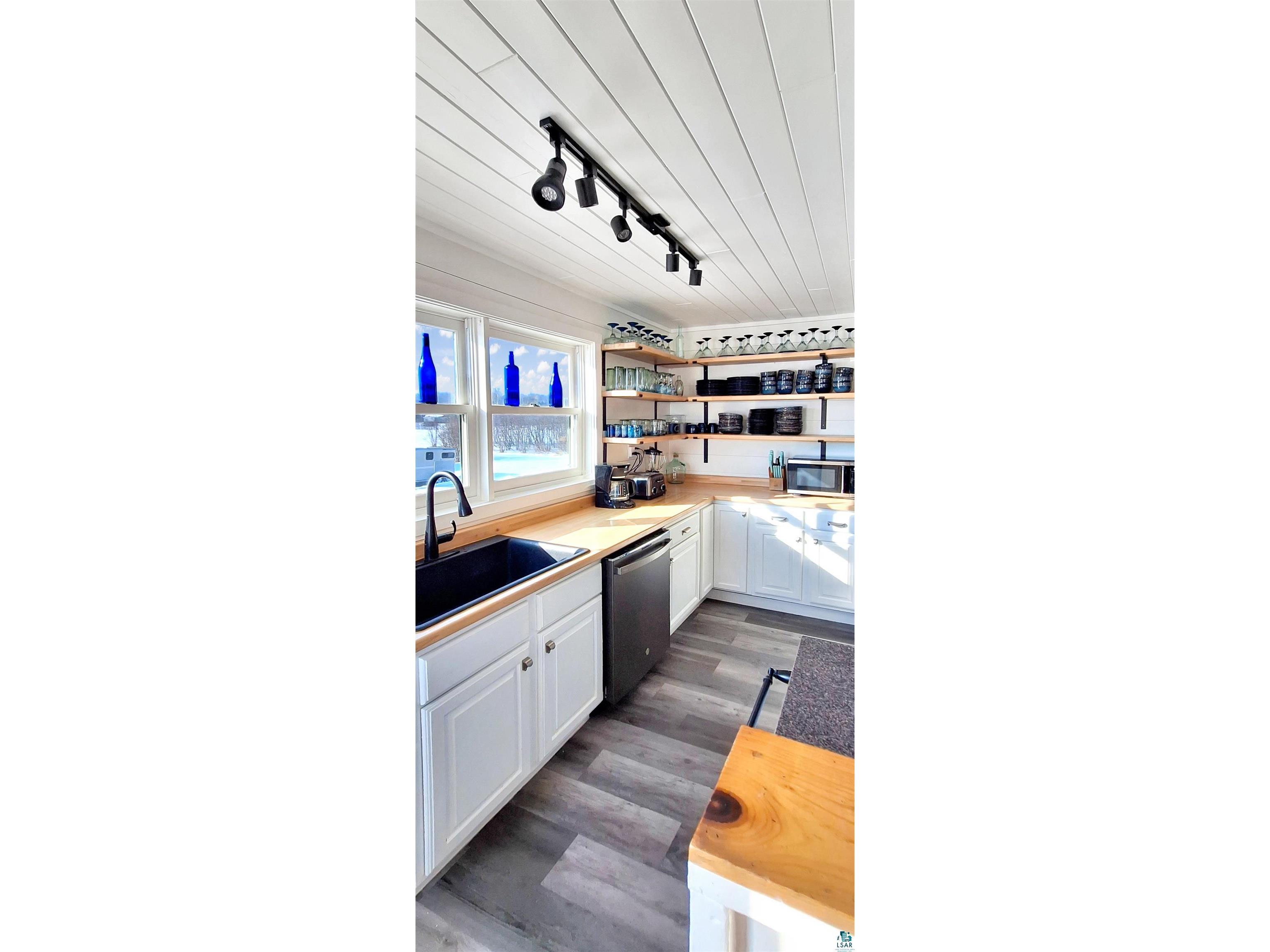 3044 Big Bay Rd Lapointe WI 54850 - Lake Superior 6124032 image25