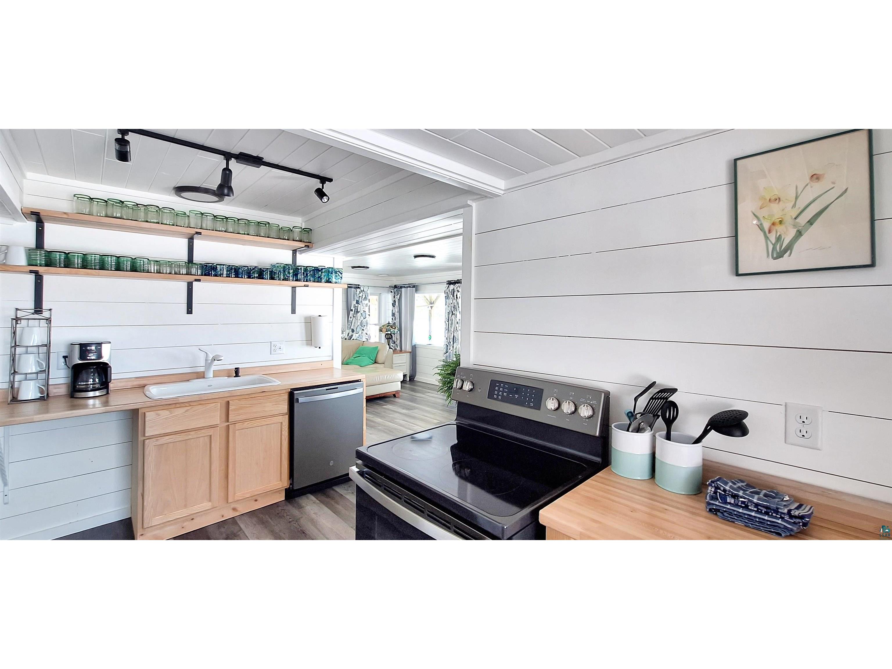 3044 Big Bay Rd Lapointe WI 54850 - Lake Superior 6124032 image43