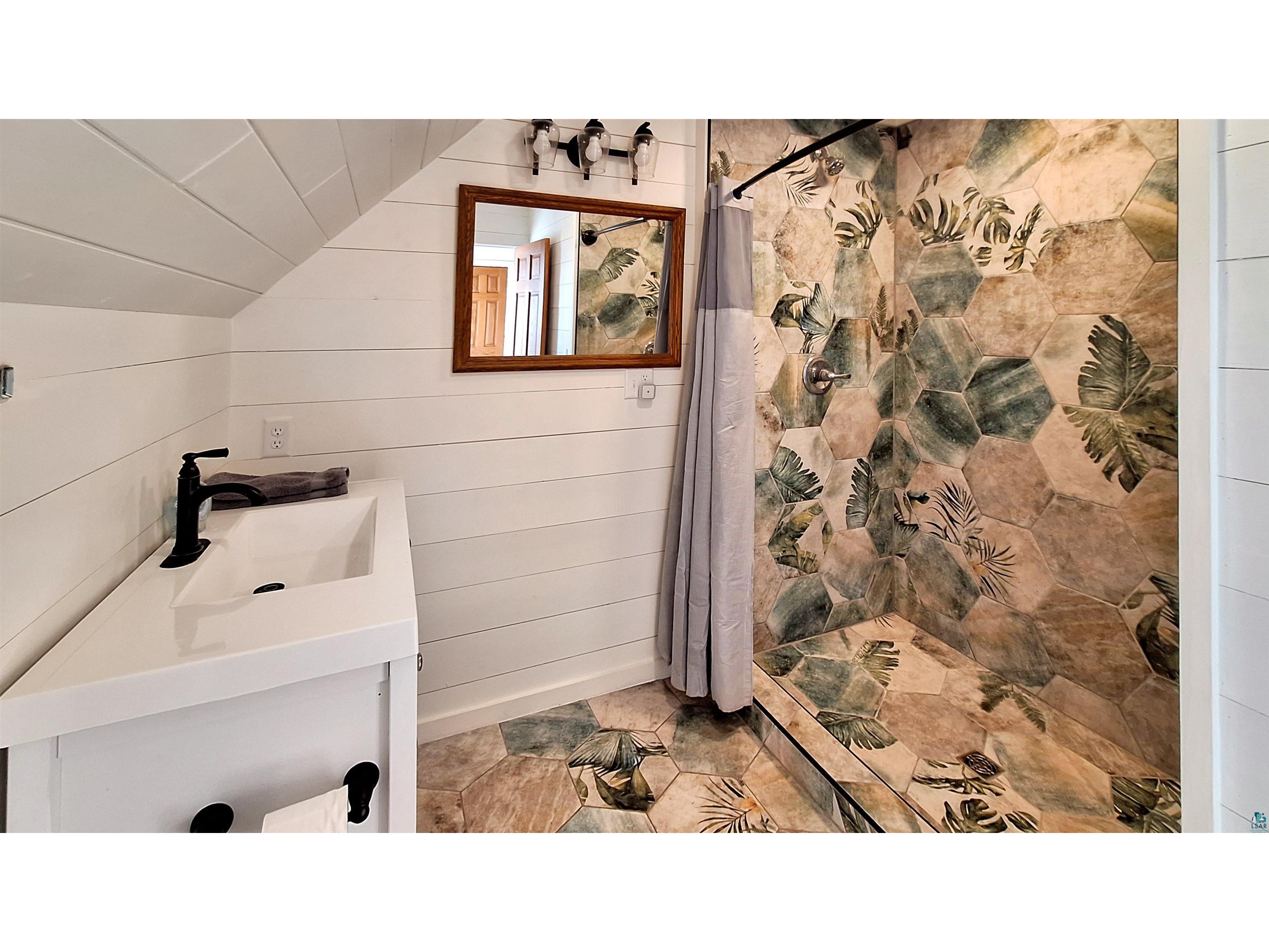 3044 Big Bay Rd Lapointe WI 54850 - Lake Superior 6124032 image55