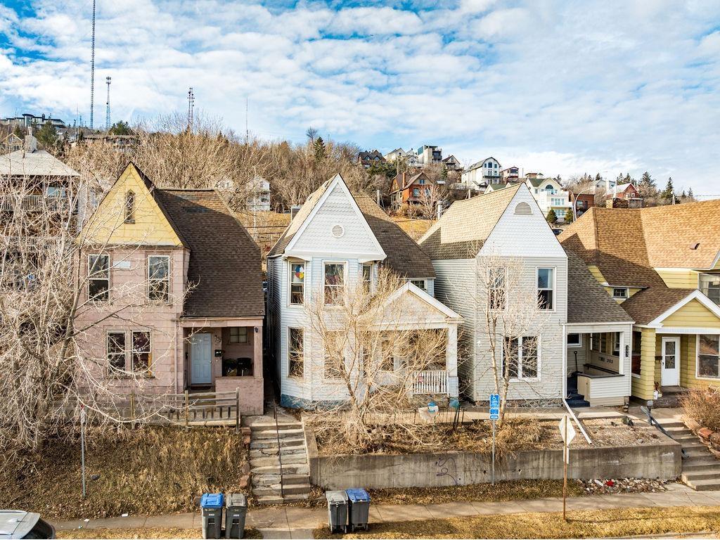 305 W 4th St Duluth MN 55802 6120742 image1